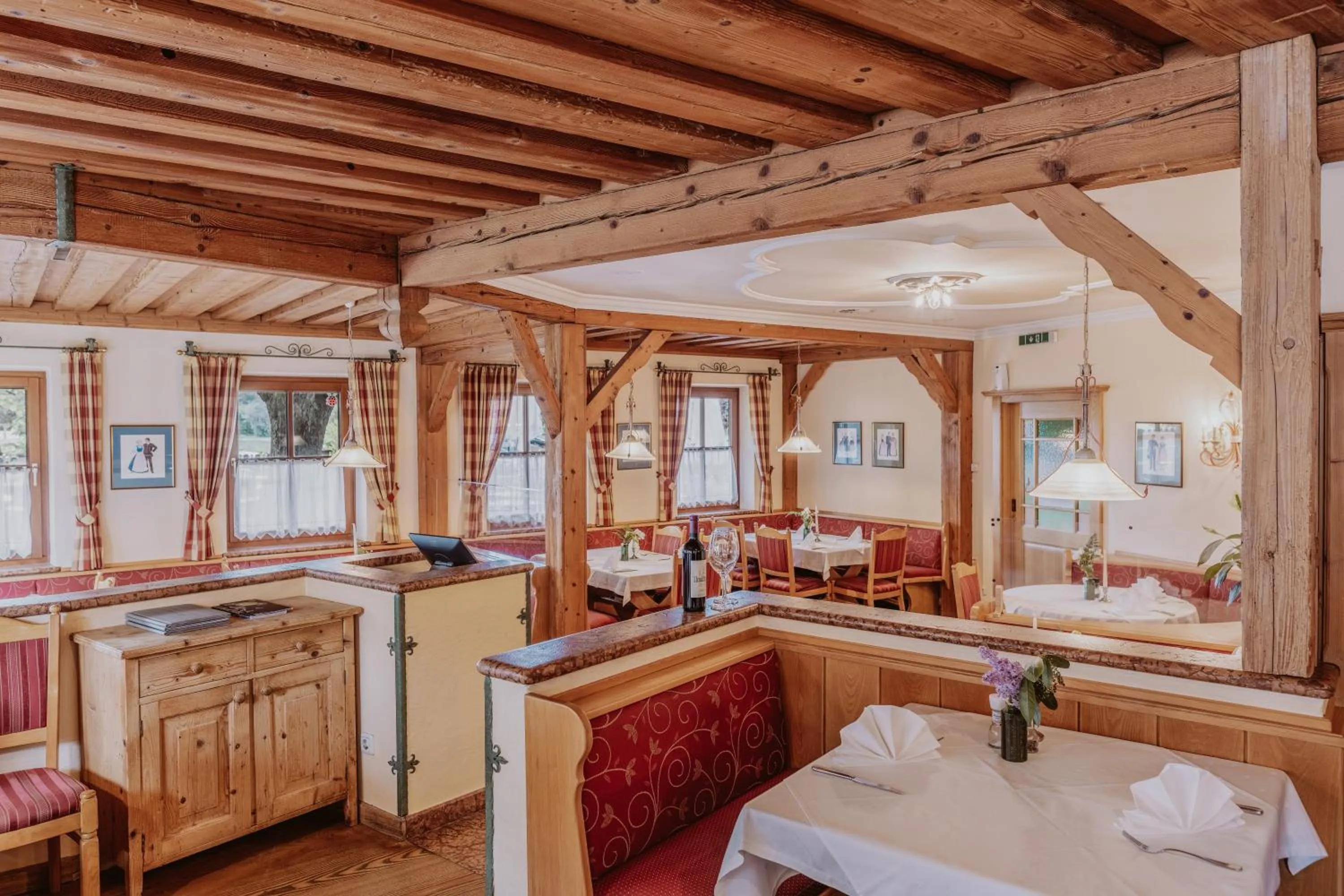 Restaurant/places to eat in Landhotel Gschirnwirt