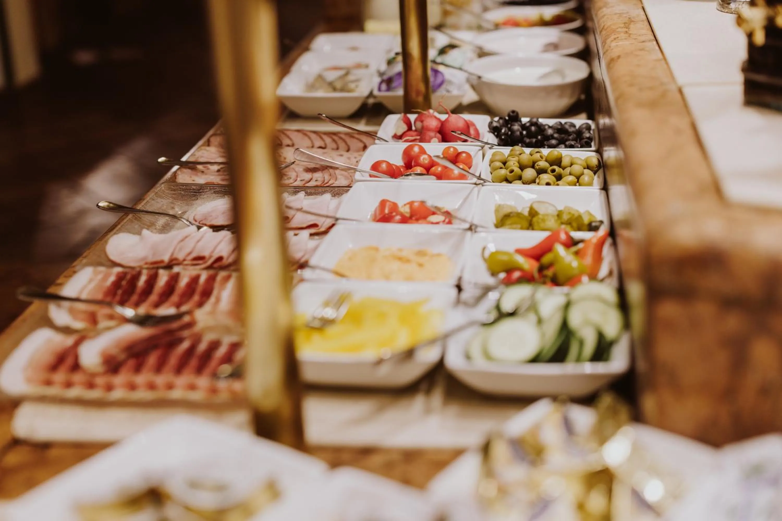 Buffet breakfast in Landhotel Gschirnwirt