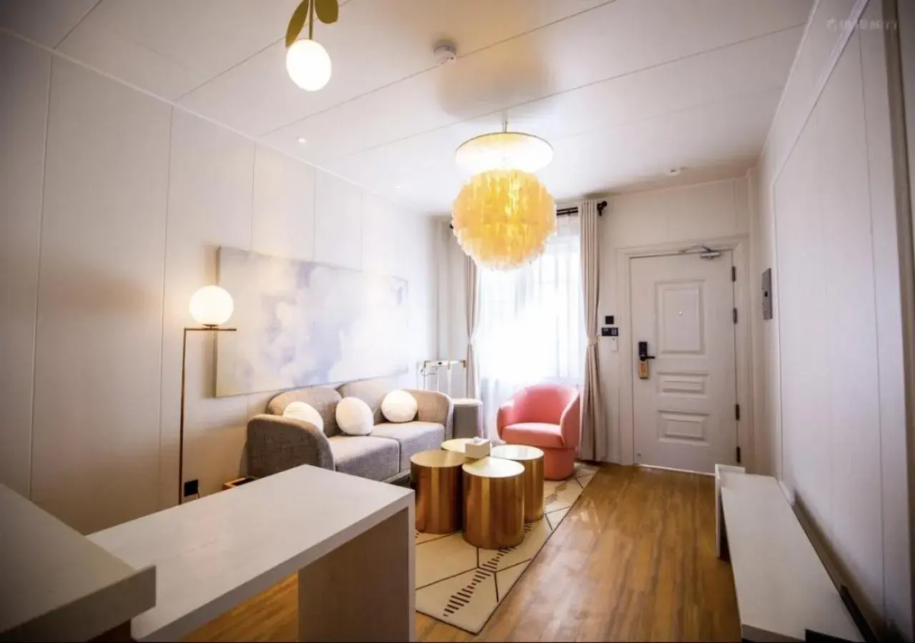 Living room, Bed in Discovery Saipan Hotel Living room, Bed in Discovery Saipan Hotel