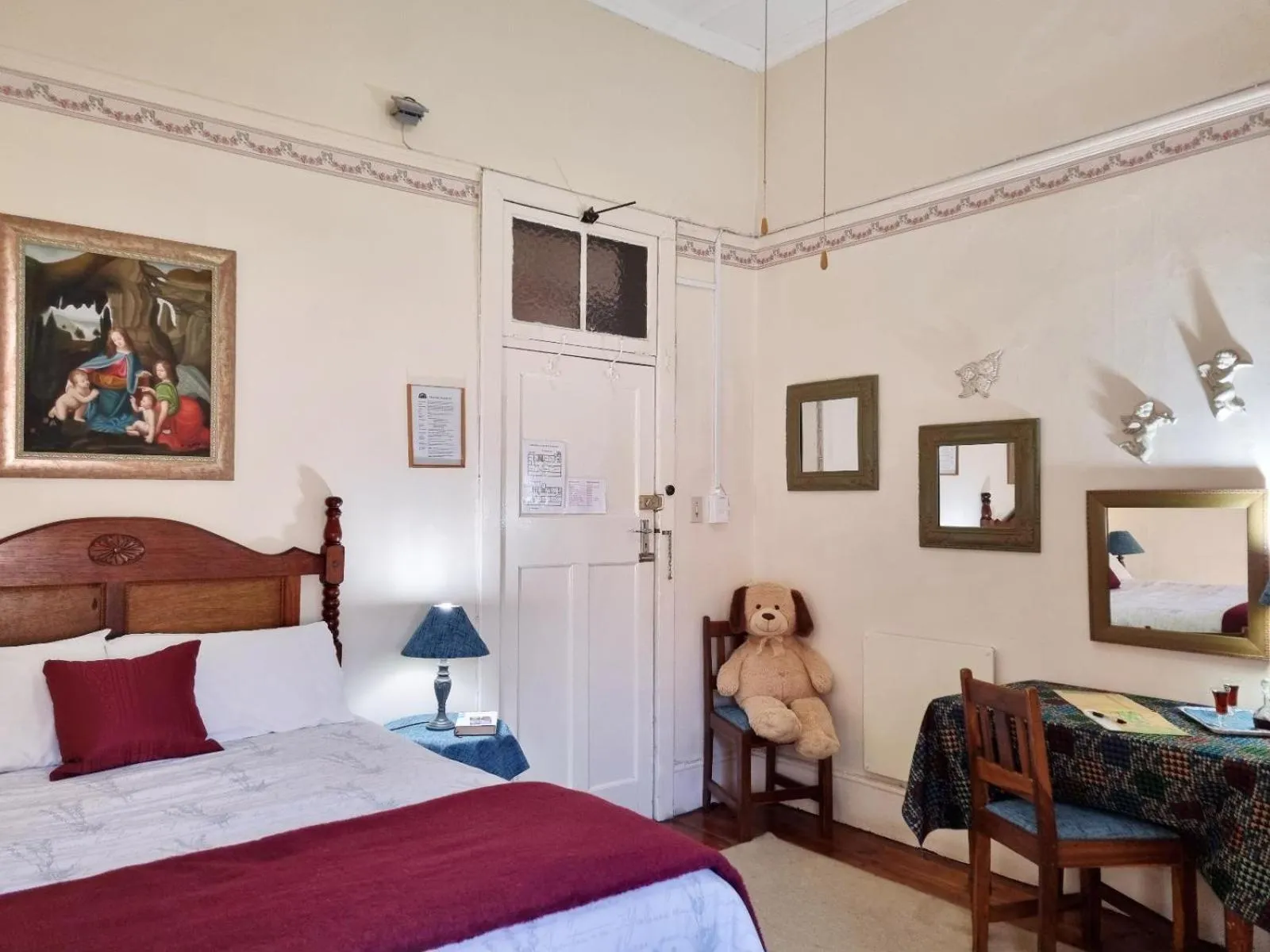 Bed in Mountain View Country Inn