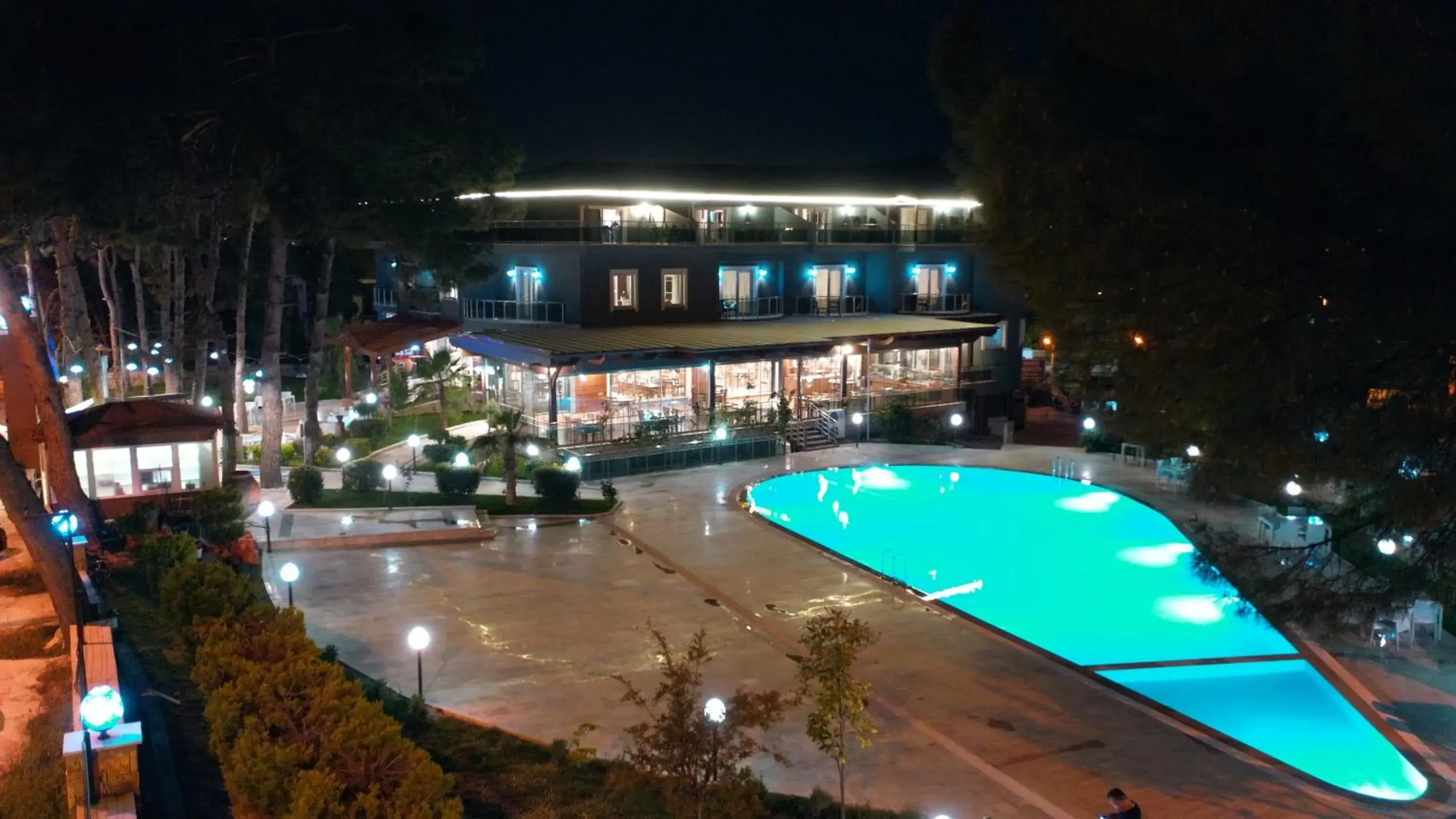 Pool view in Pamukkale Whiteheaven Suite Hotel Pool view in Pamukkale Whiteheaven Suite Hotel