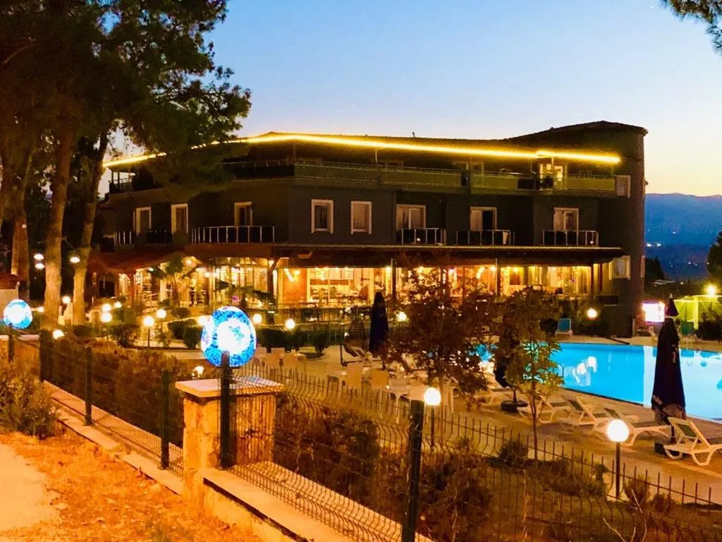 Property building in Pamukkale Whiteheaven Suite Hotel