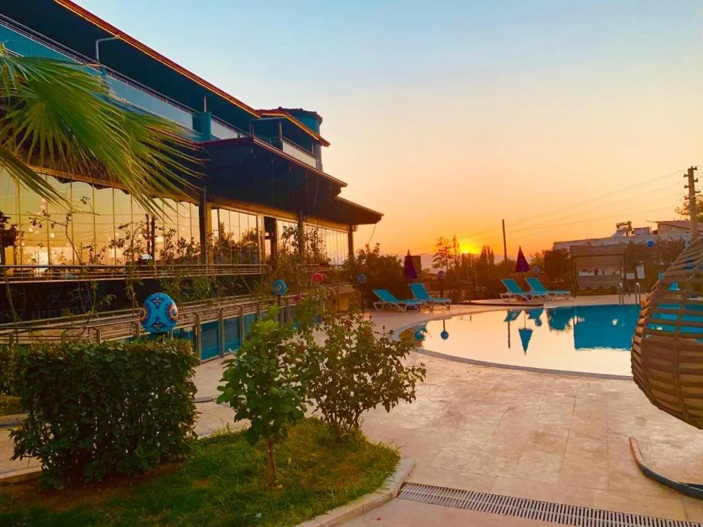 Property building in Pamukkale Whiteheaven Suite Hotel