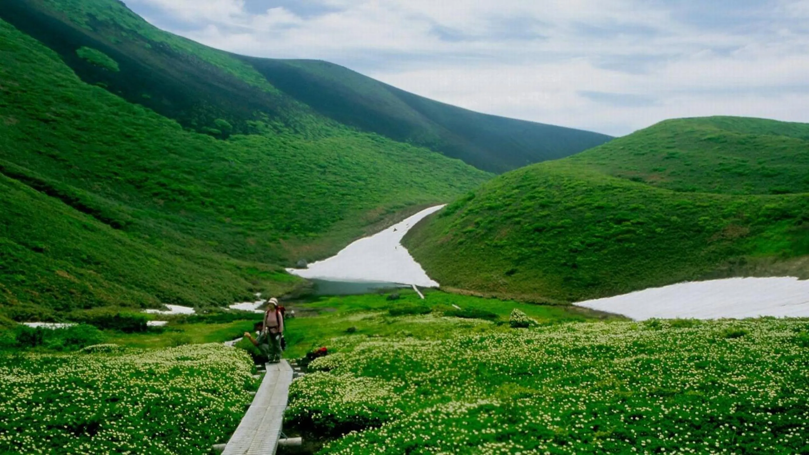 Nearby landmark in Kashintei Shirahama