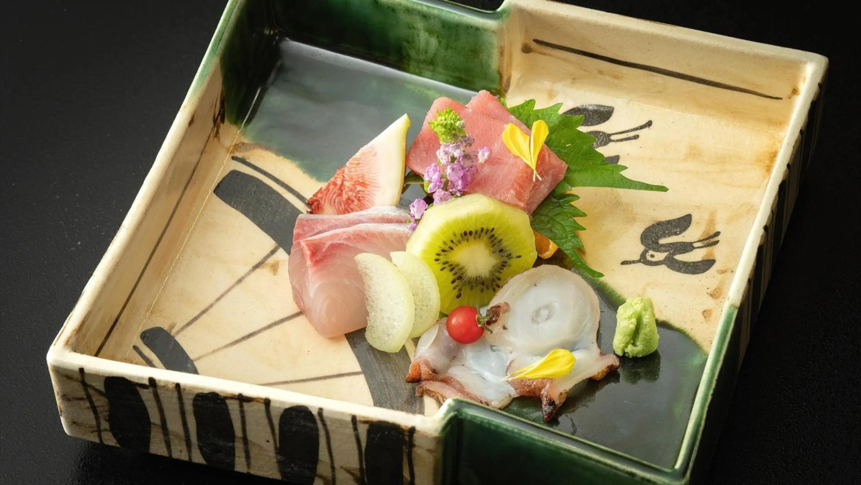 Food in Kashintei Shirahama