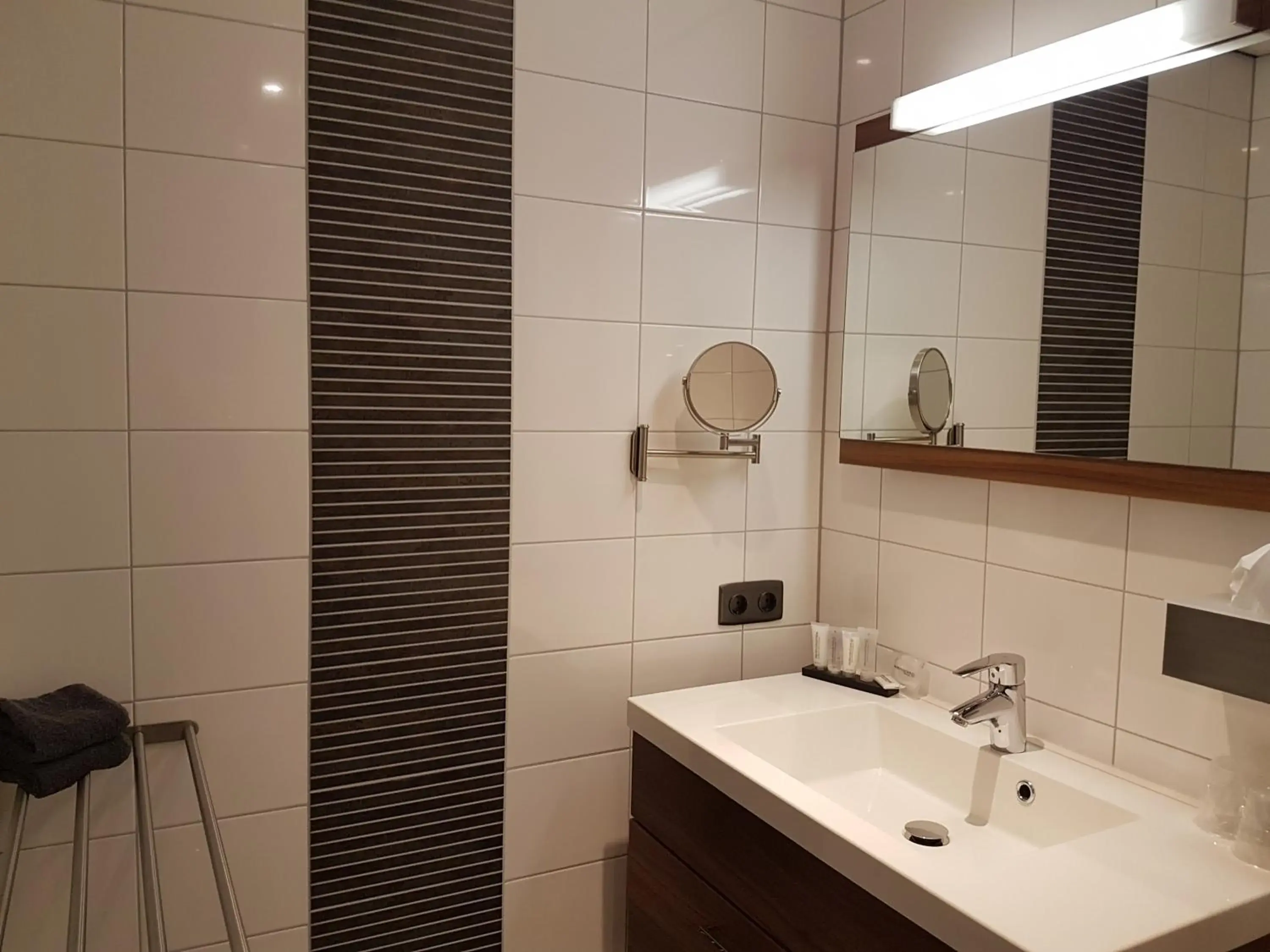 Comfort Double Room in De Eenhoorn Comfort Double Room in De Eenhoorn