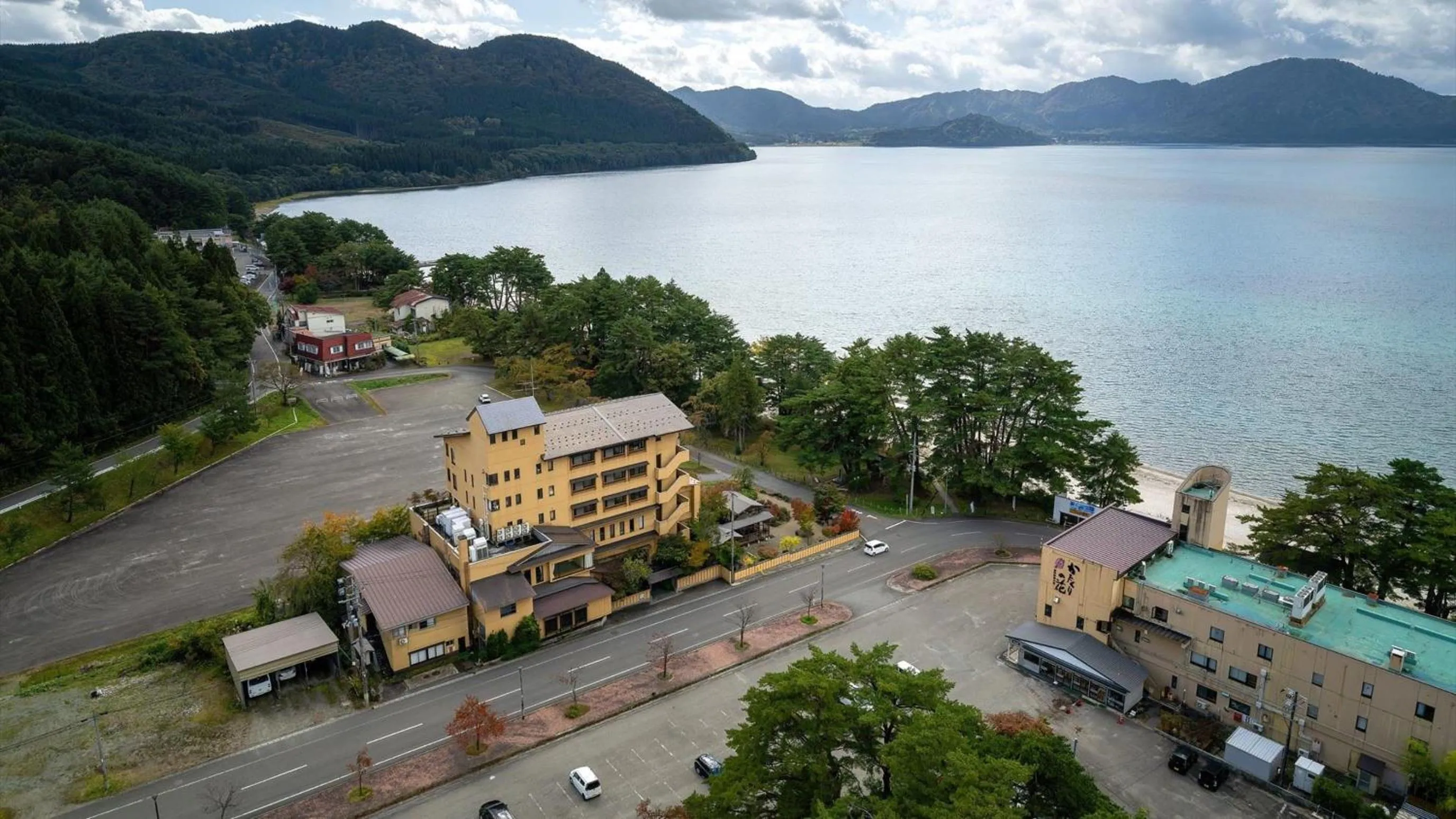 Property building in Katakurinohana