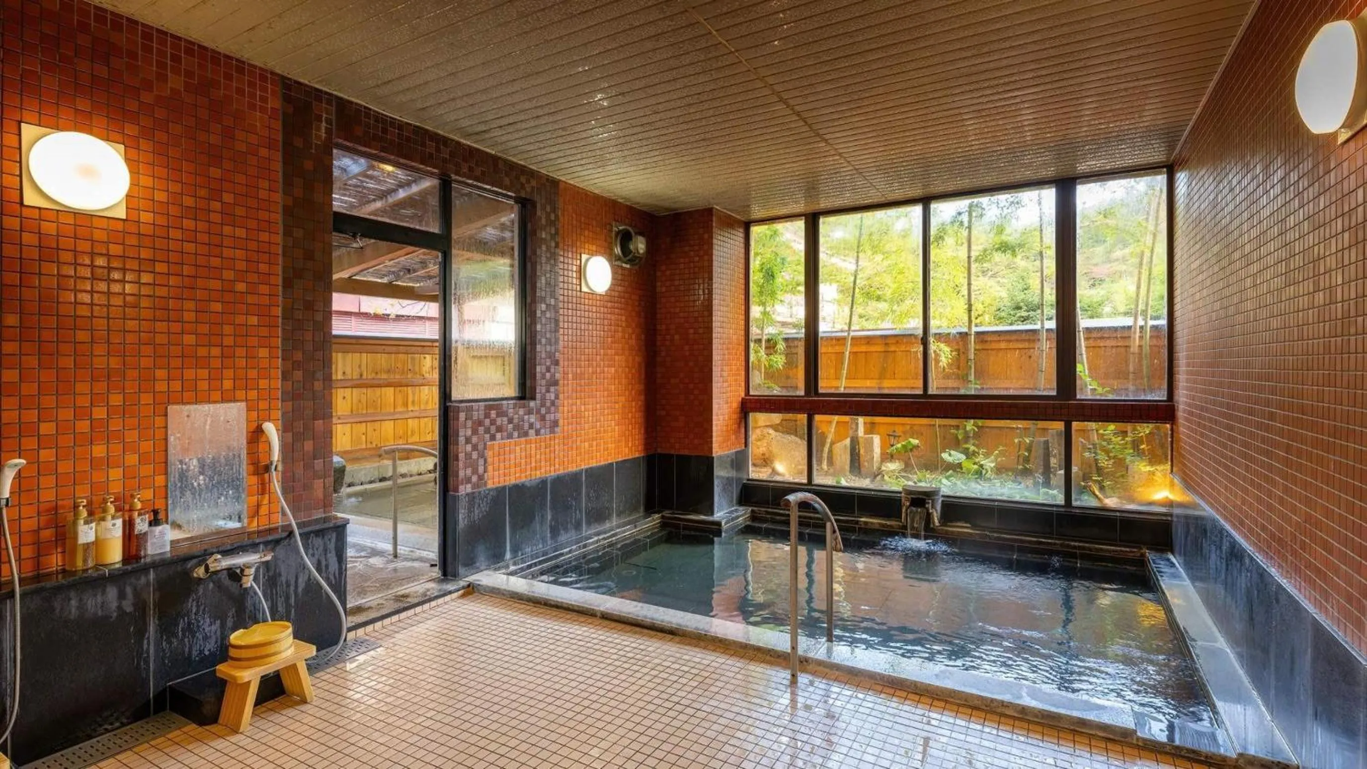 Hot Spring Bath in Katakurinohana