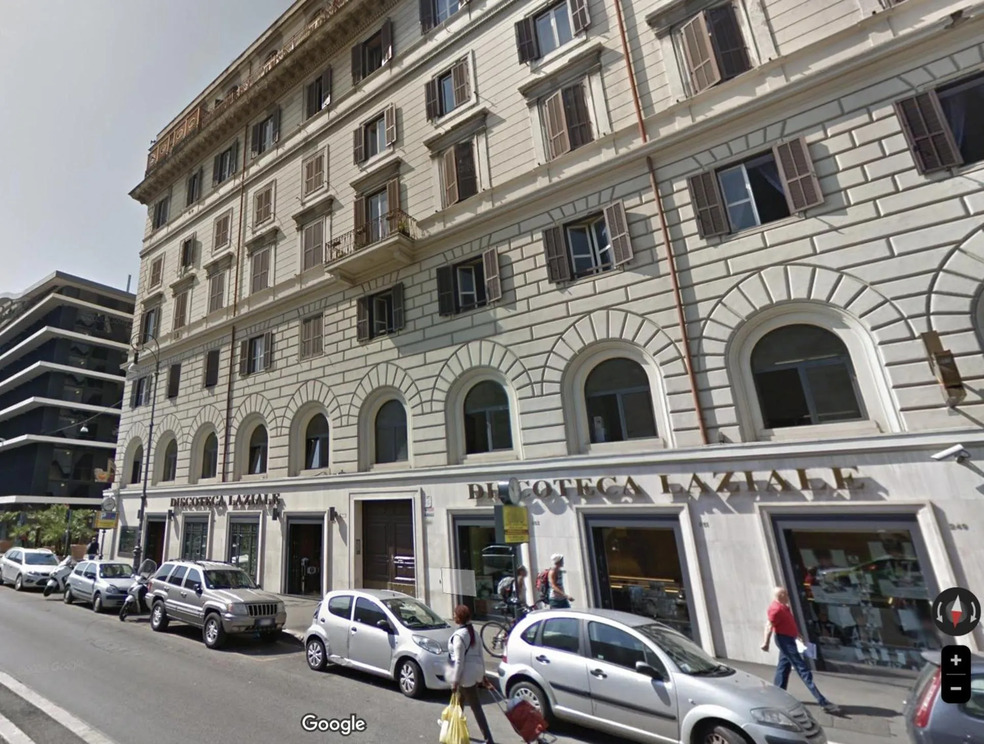 Property building in Cunabu Apartments