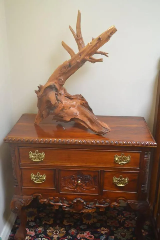 Decorative detail in Teac Jack