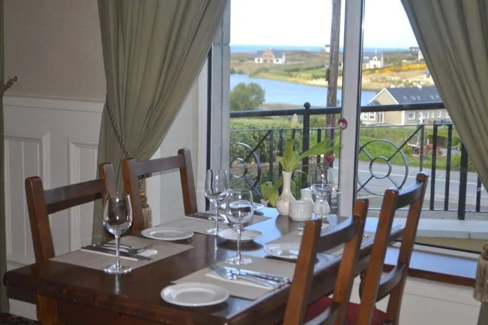 Dining area in Teac Jack