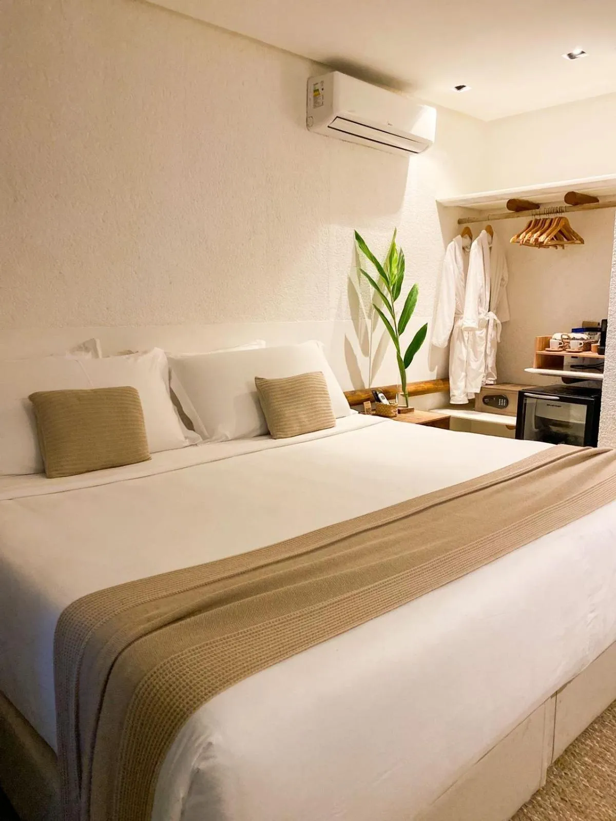 Bed in Paru Boutique Hotel