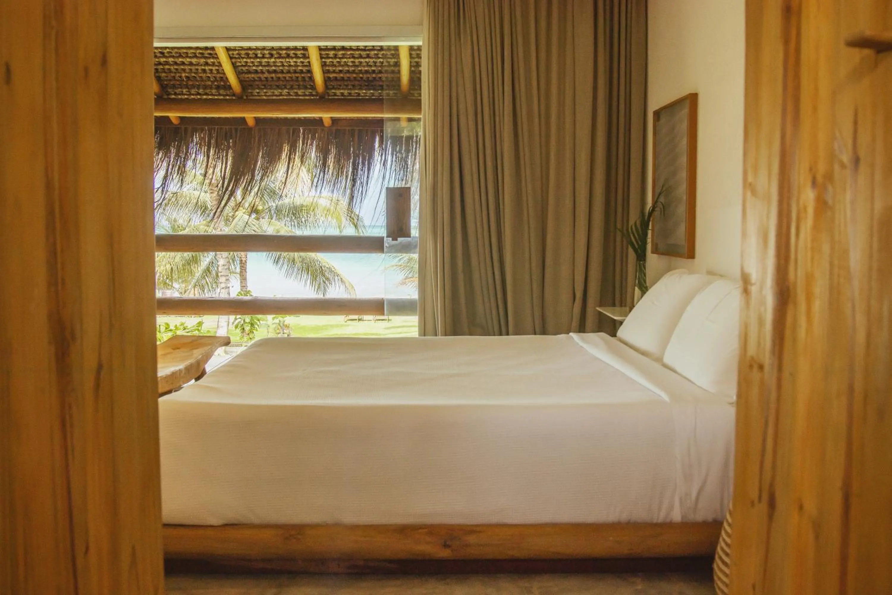 Photo of the whole room, Bed in Paru Boutique Hotel