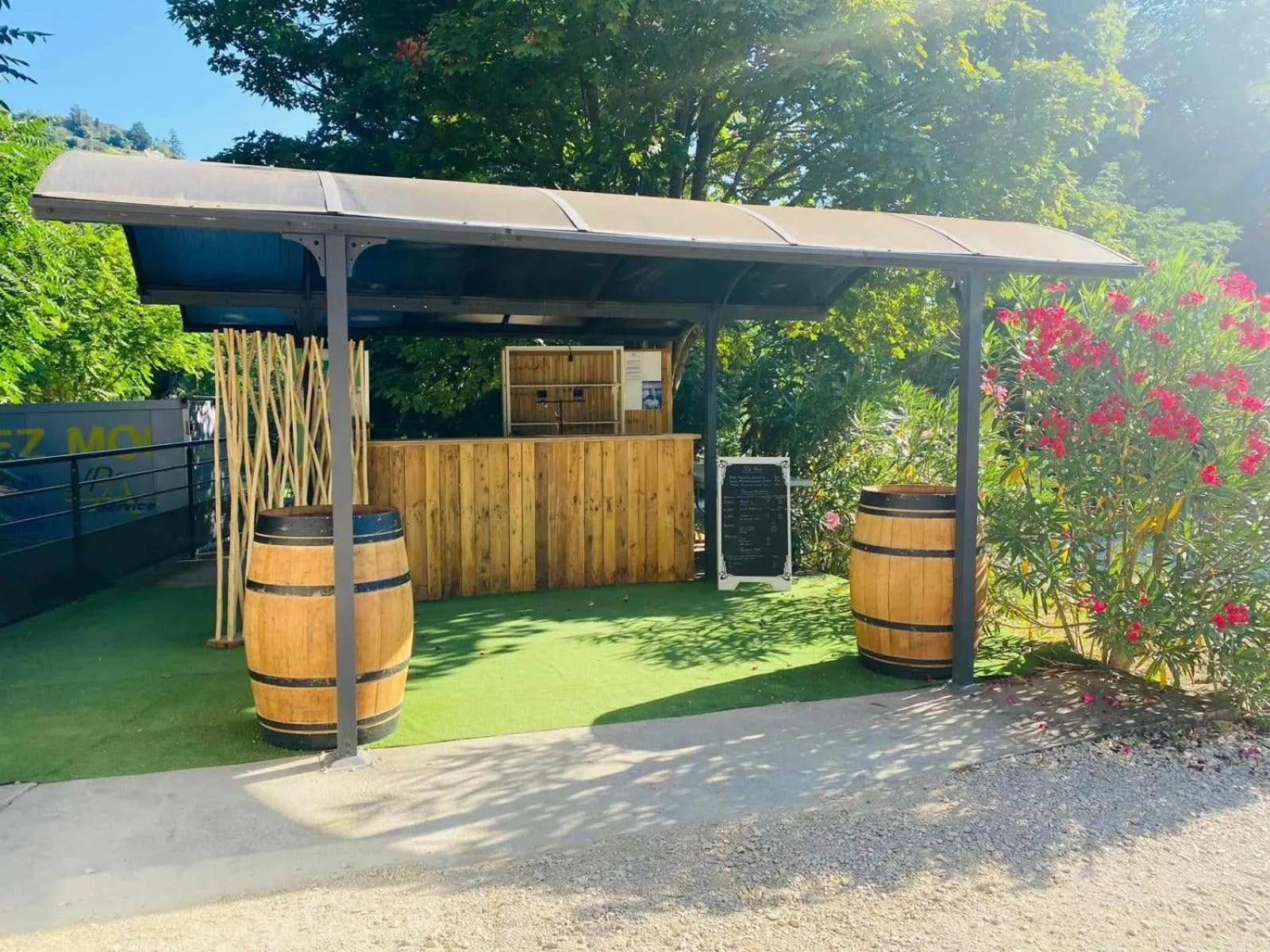 Lounge or bar in Tikazéla - Escale Tournon-Sur-Rhône