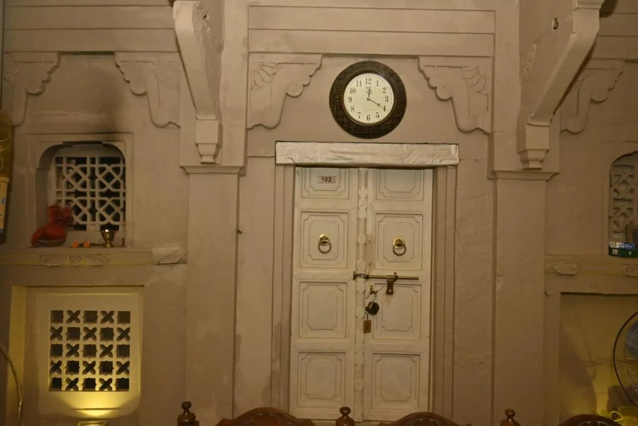 Property building in Narayana's Haveli