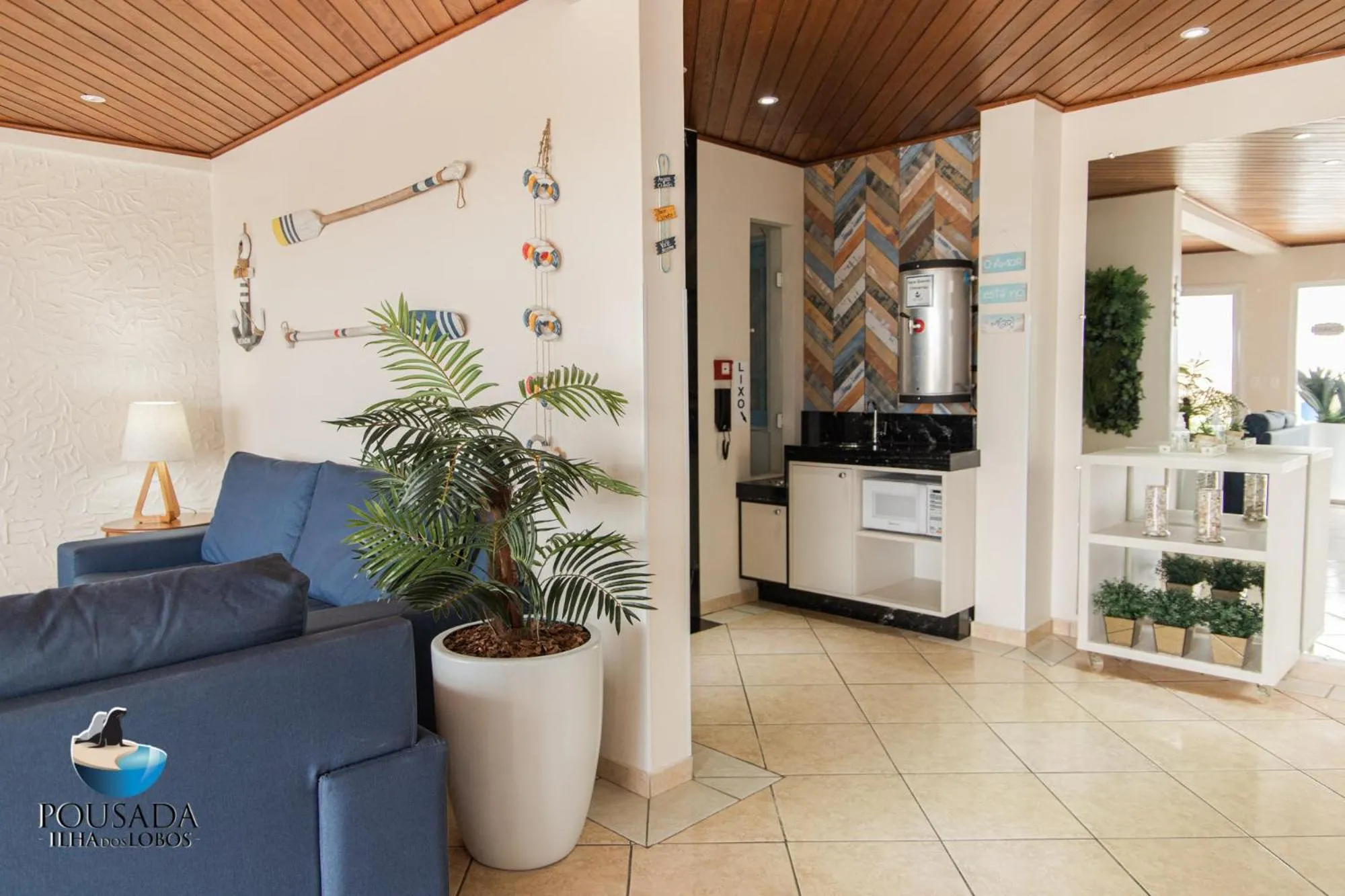 Living room in Pousada Ilha dos Lobos
