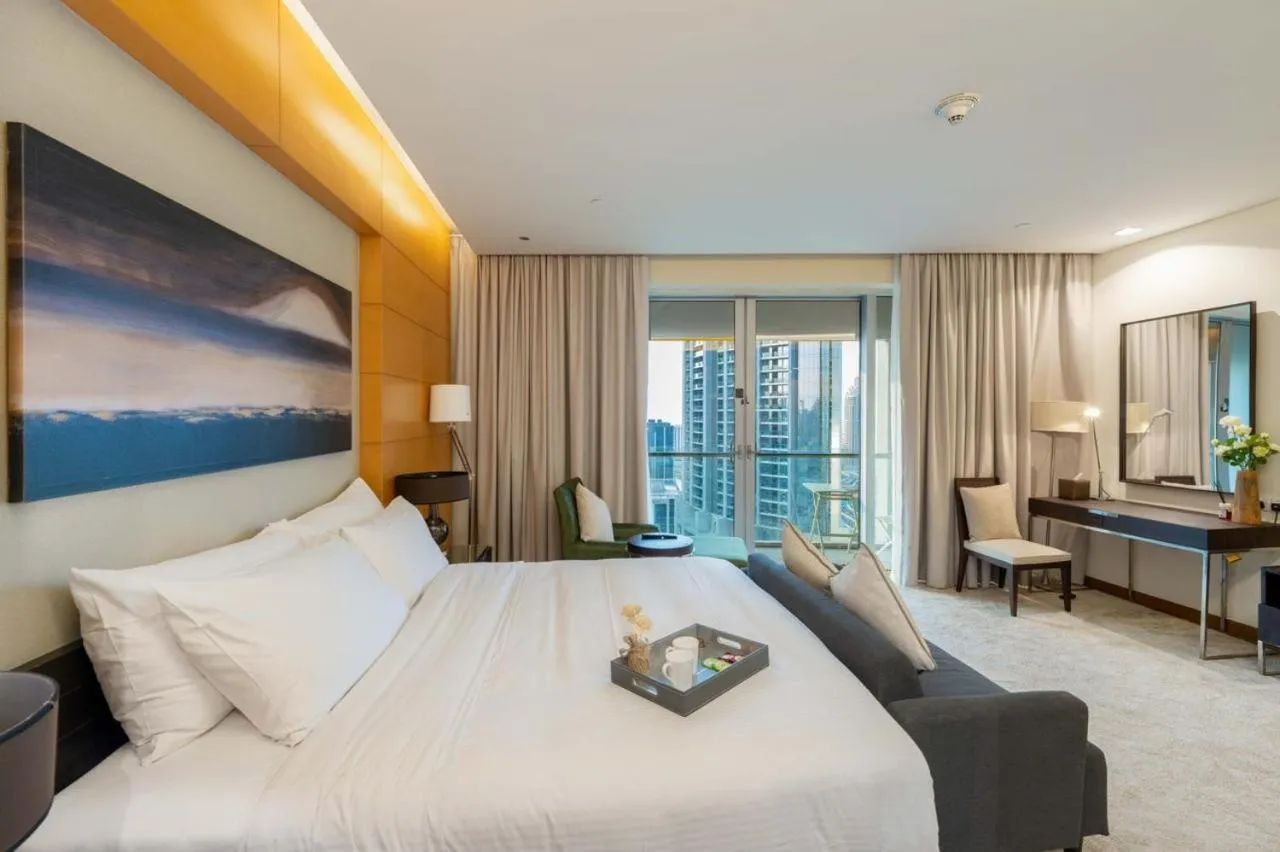 TV and multimedia, Bed in Holistay Luxury Homes - Burj khalifa view - Direct Access Dubai Mall