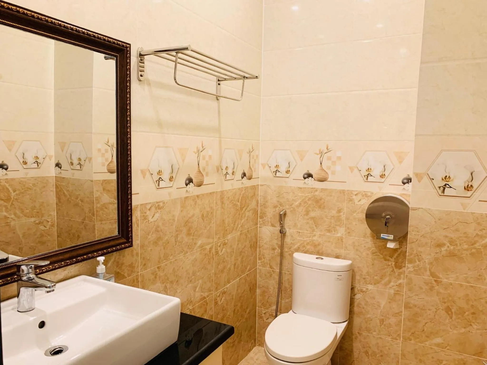 Toilet in Ngọc Mai Hotel