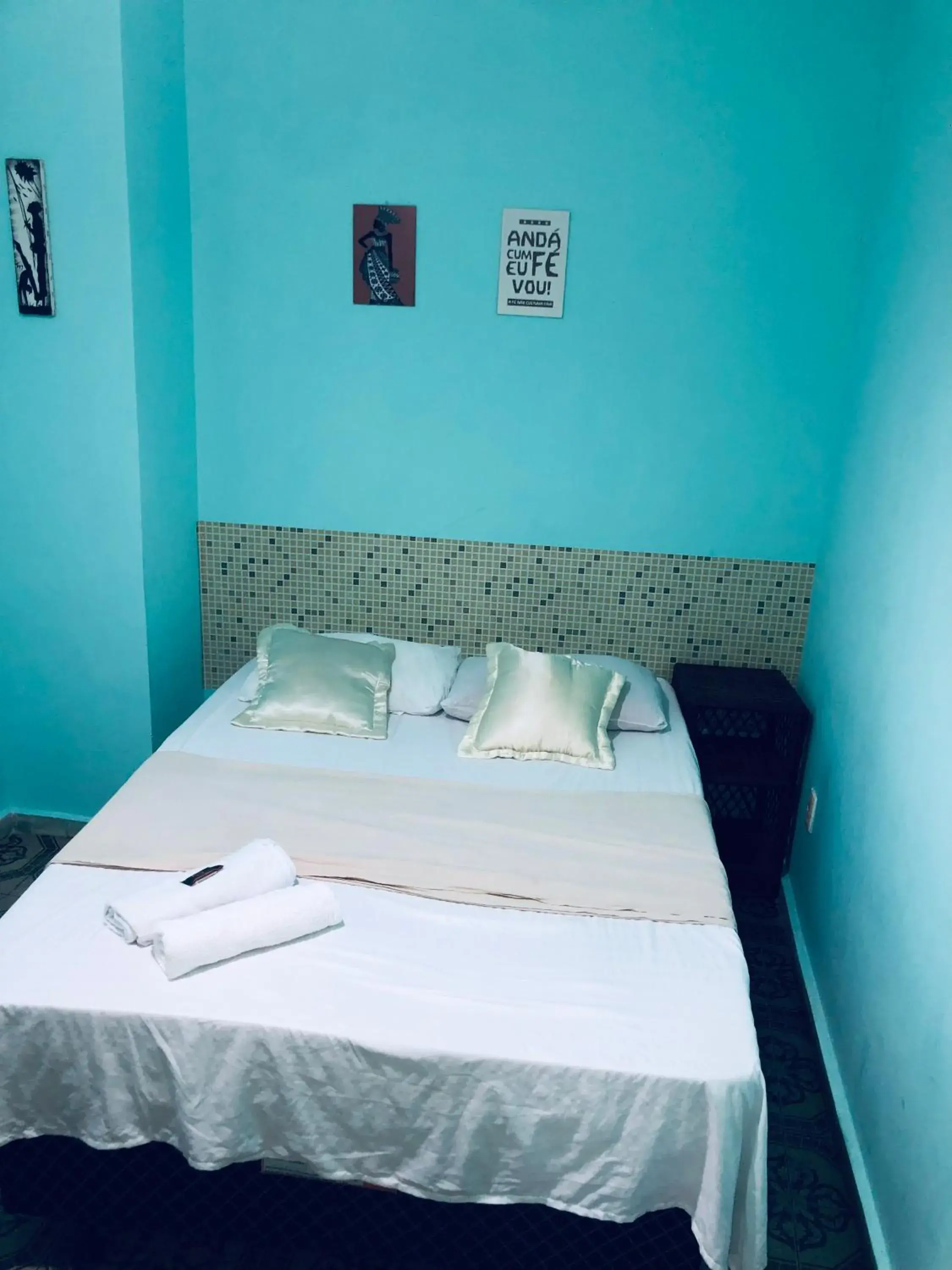 Economy Triple Room with Shared Bathroom - single occupancy in Pousada Biribiri Economy Triple Room with Shared Bathroom - single occupancy in Pousada Biribiri
