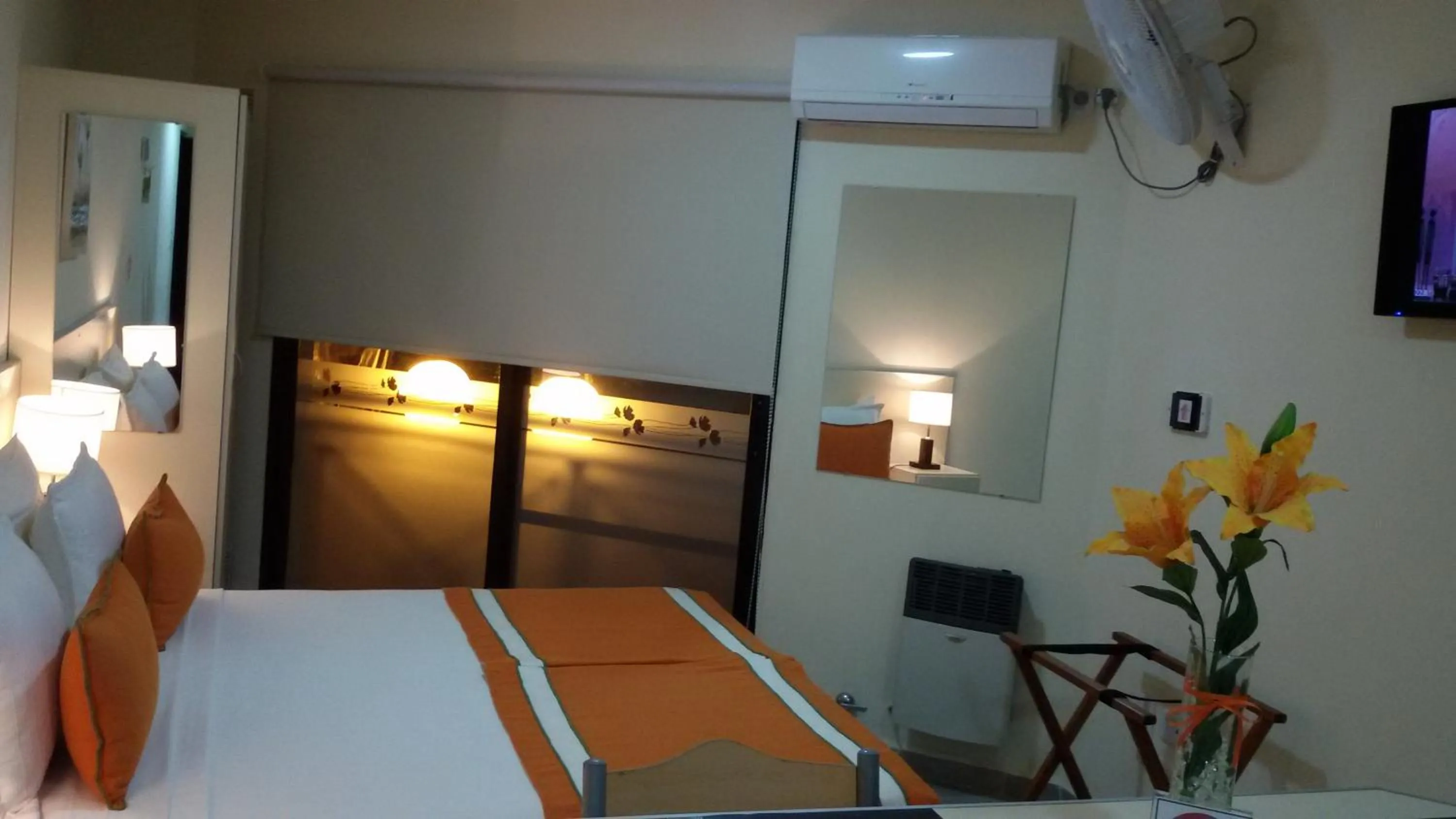 Bed in Apart Avenida