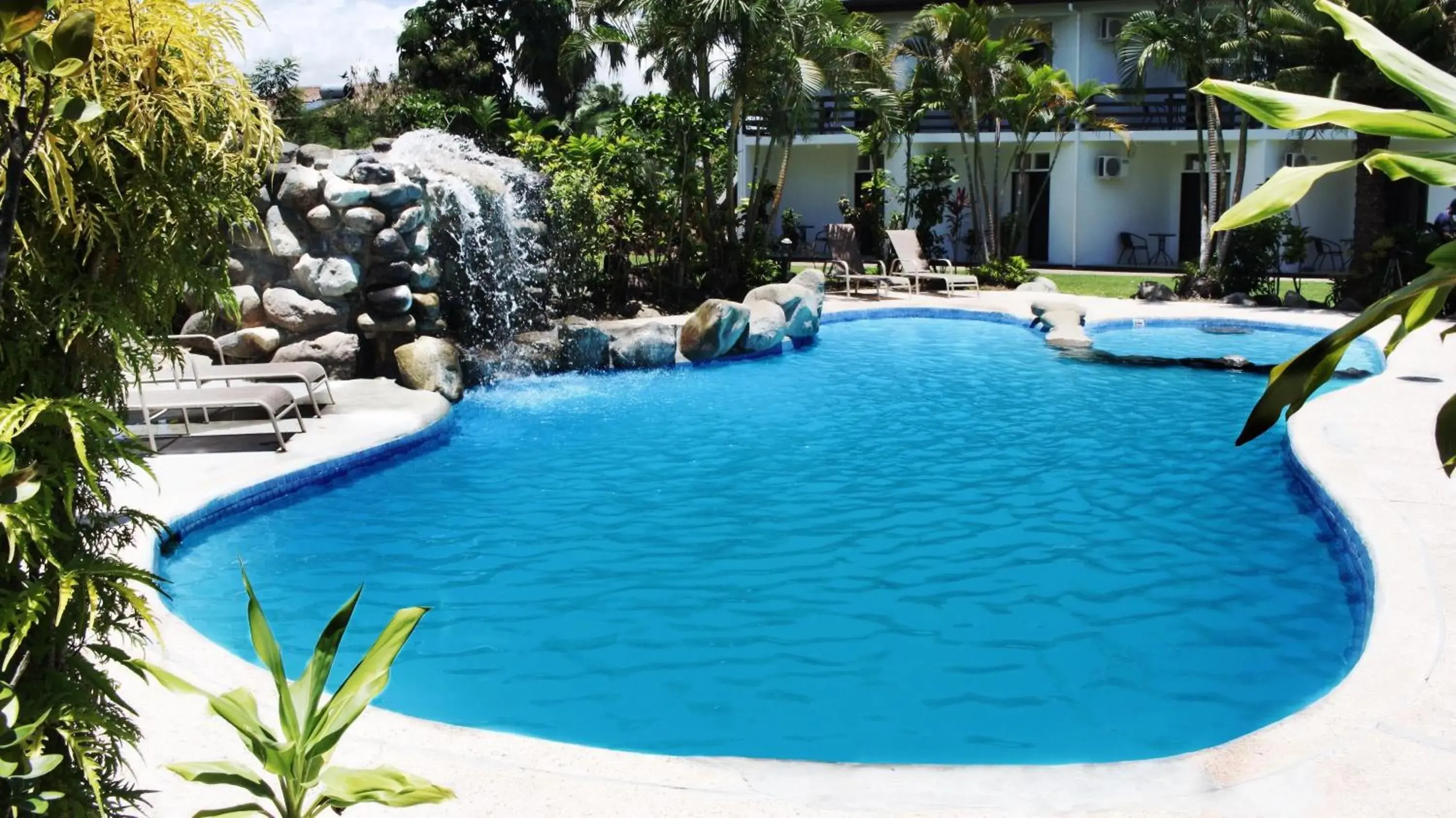 Swimming pool in Hotel Oasis Swimming pool in Hotel Oasis