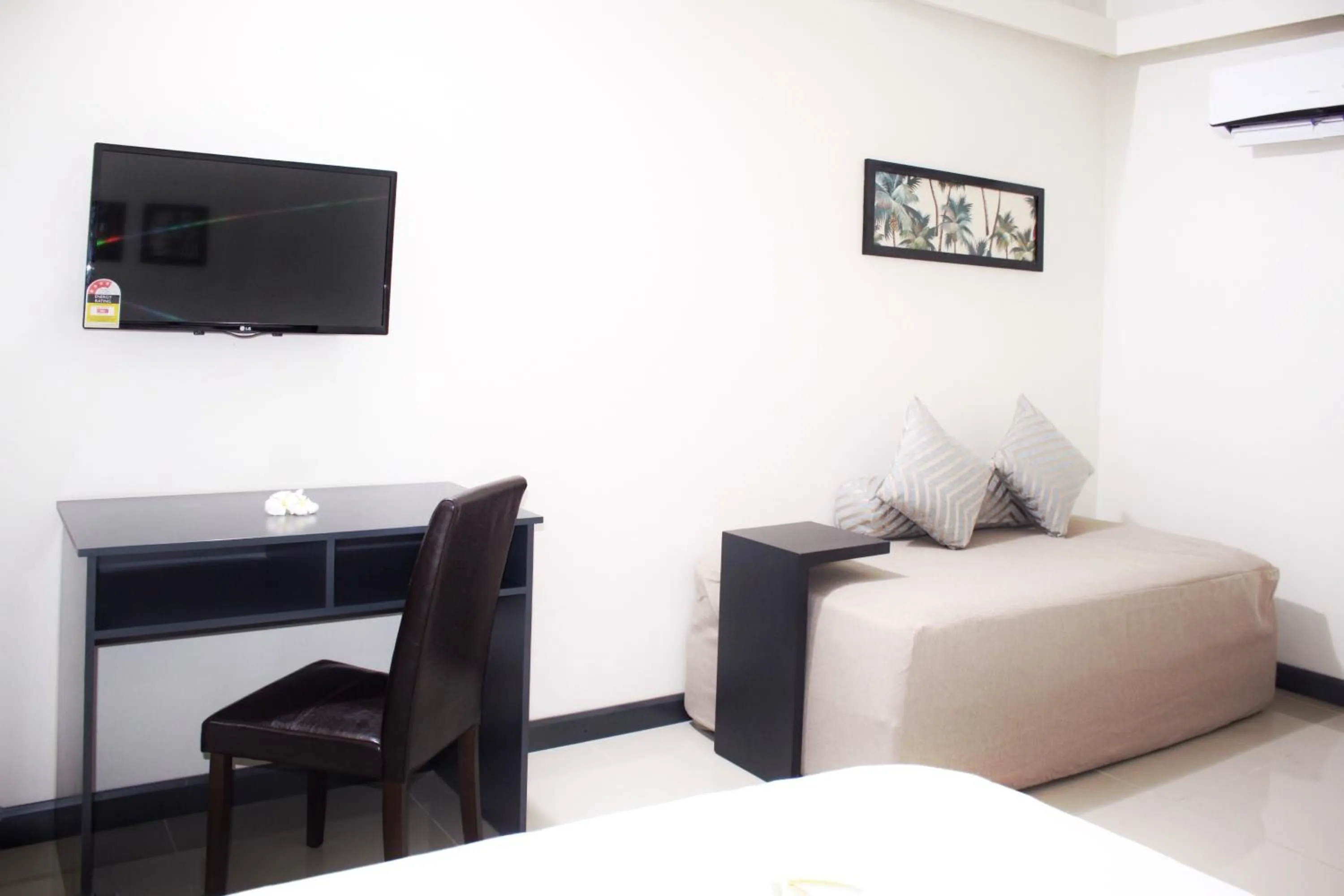 TV and multimedia in Hotel Oasis