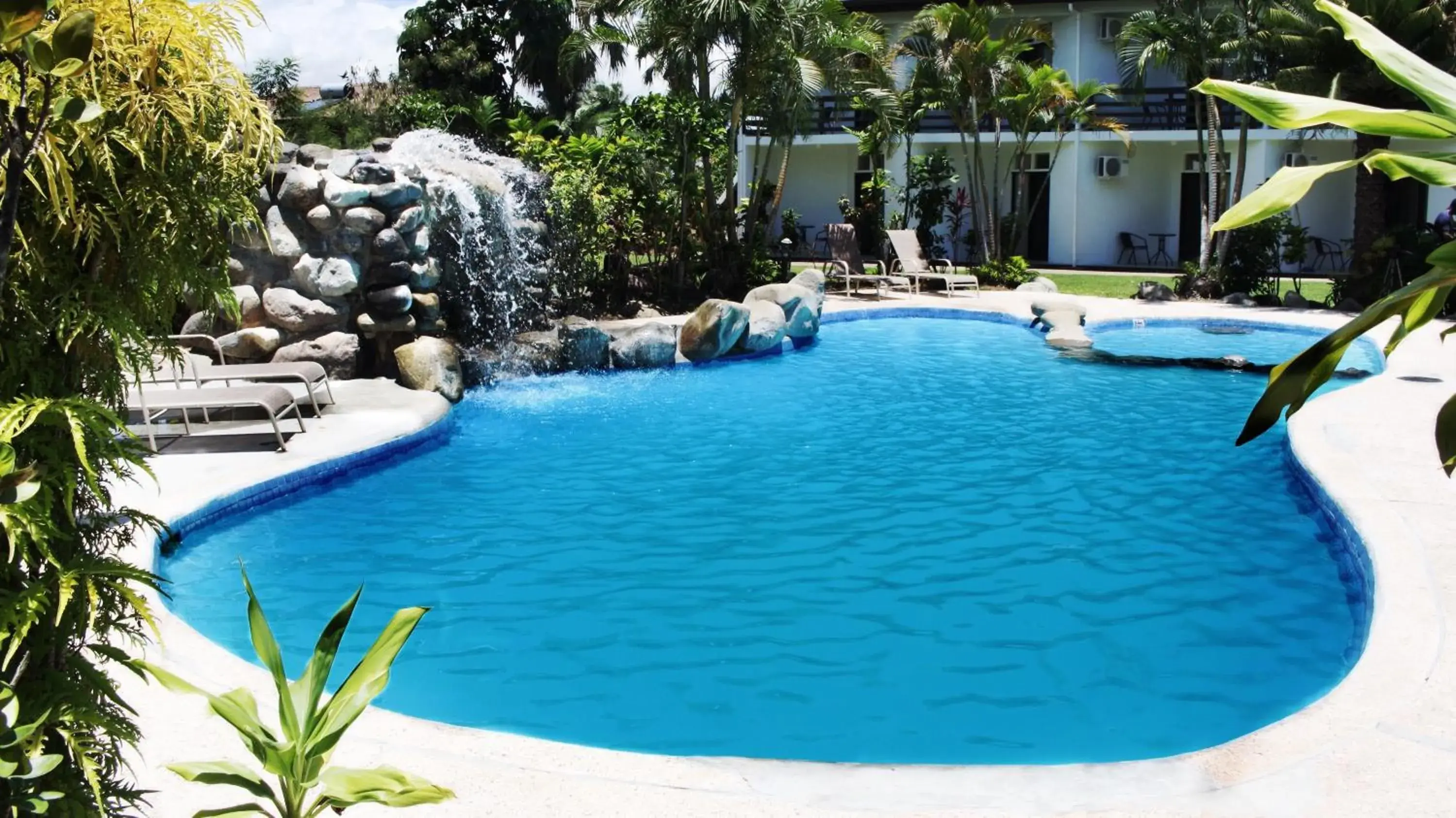 Swimming pool in Hotel Oasis Swimming pool in Hotel Oasis