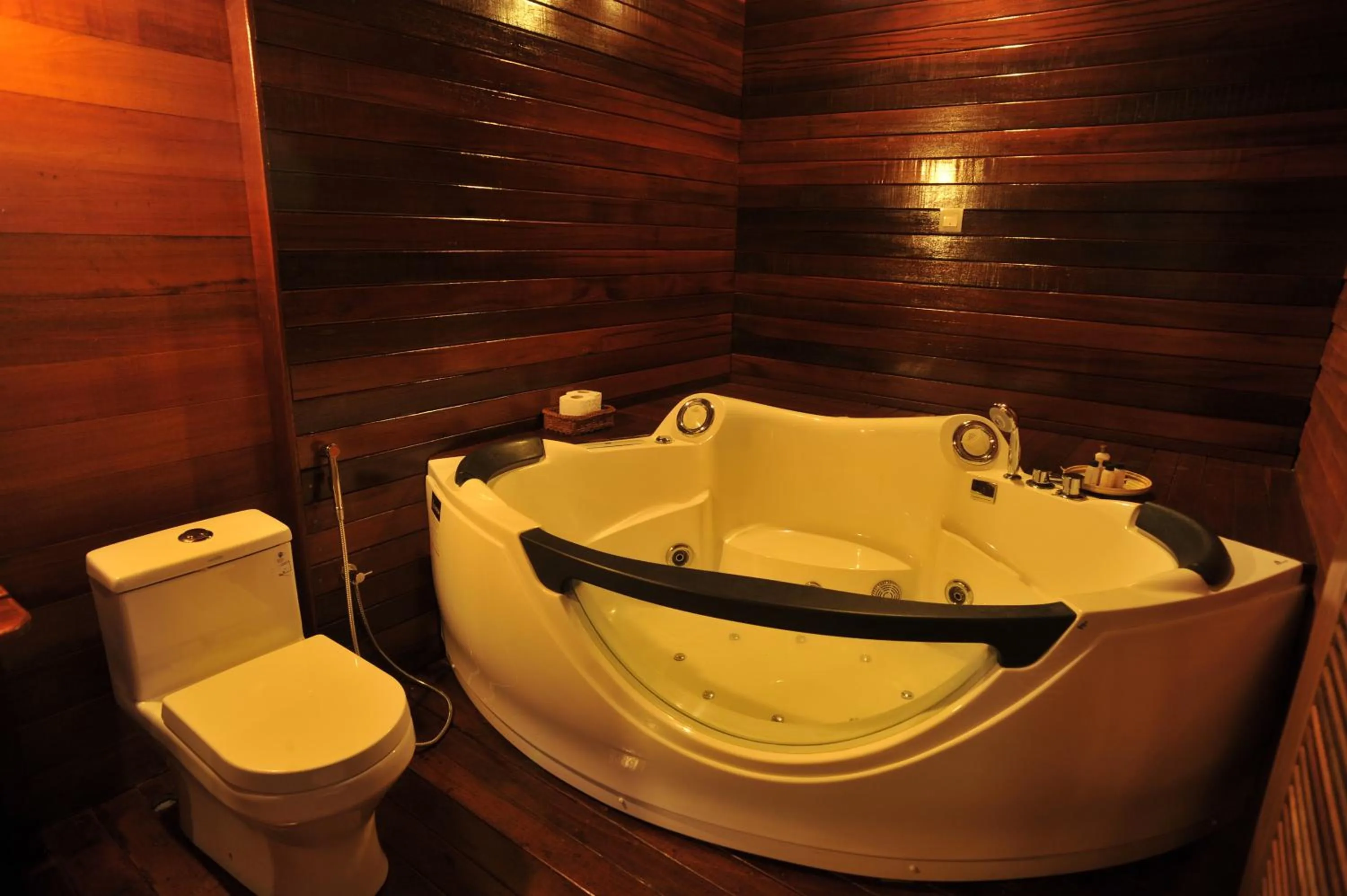 Toilet in Borneo Natural Sukau Bilit Resort