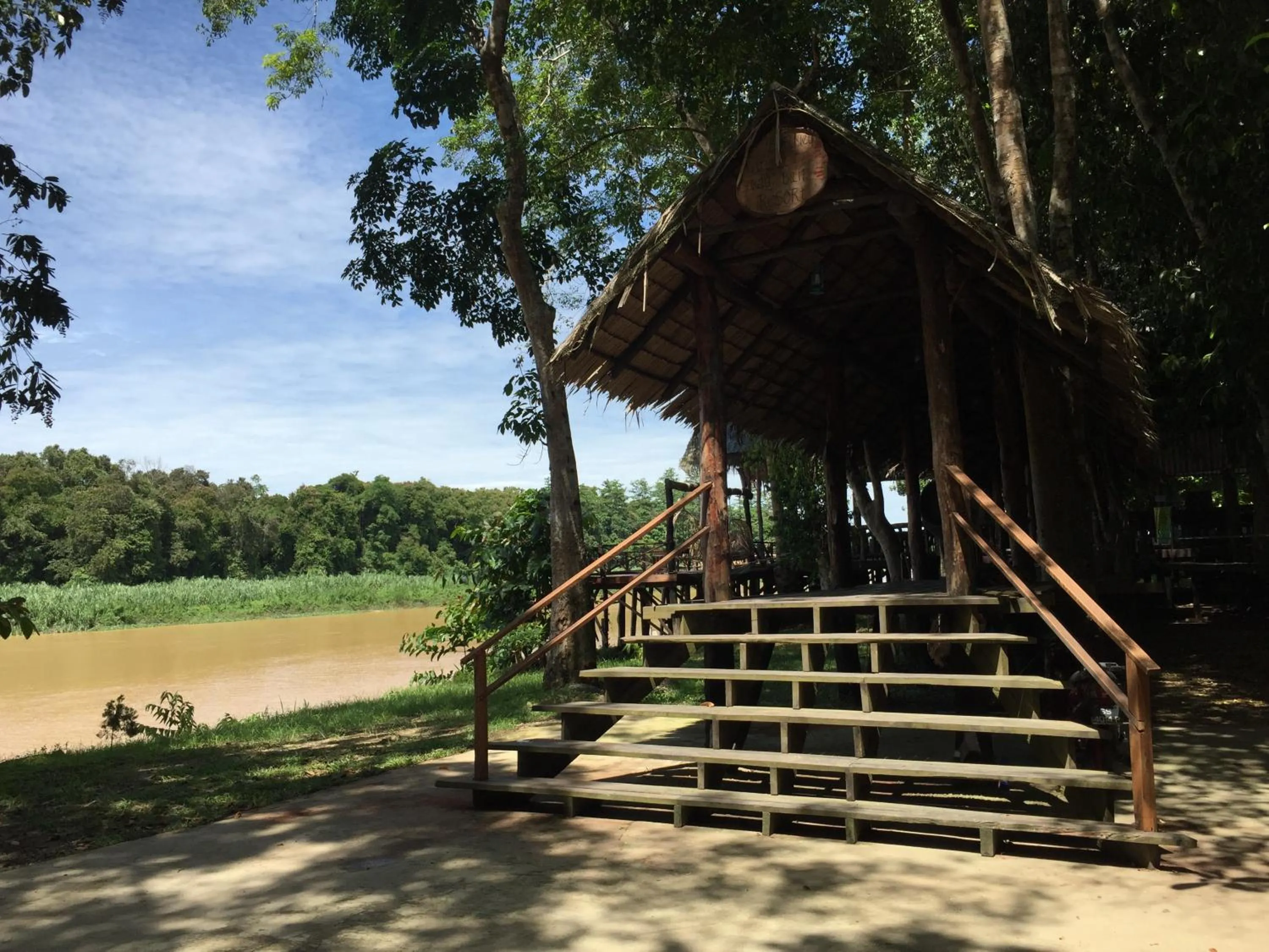 Facade/entrance in Borneo Natural Sukau Bilit Resort