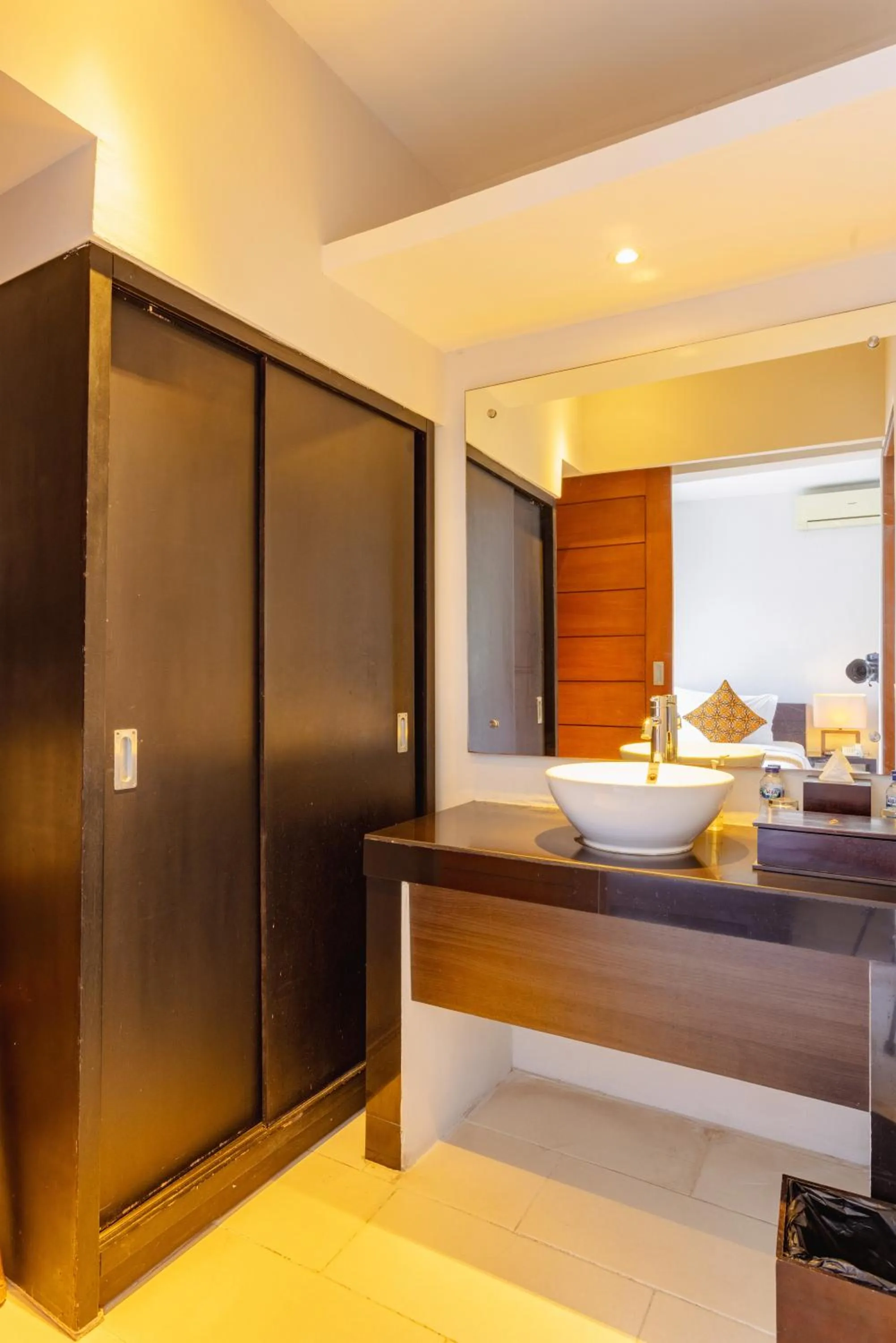 Toilet, Bed in The Light Exclusive Villas and SPA