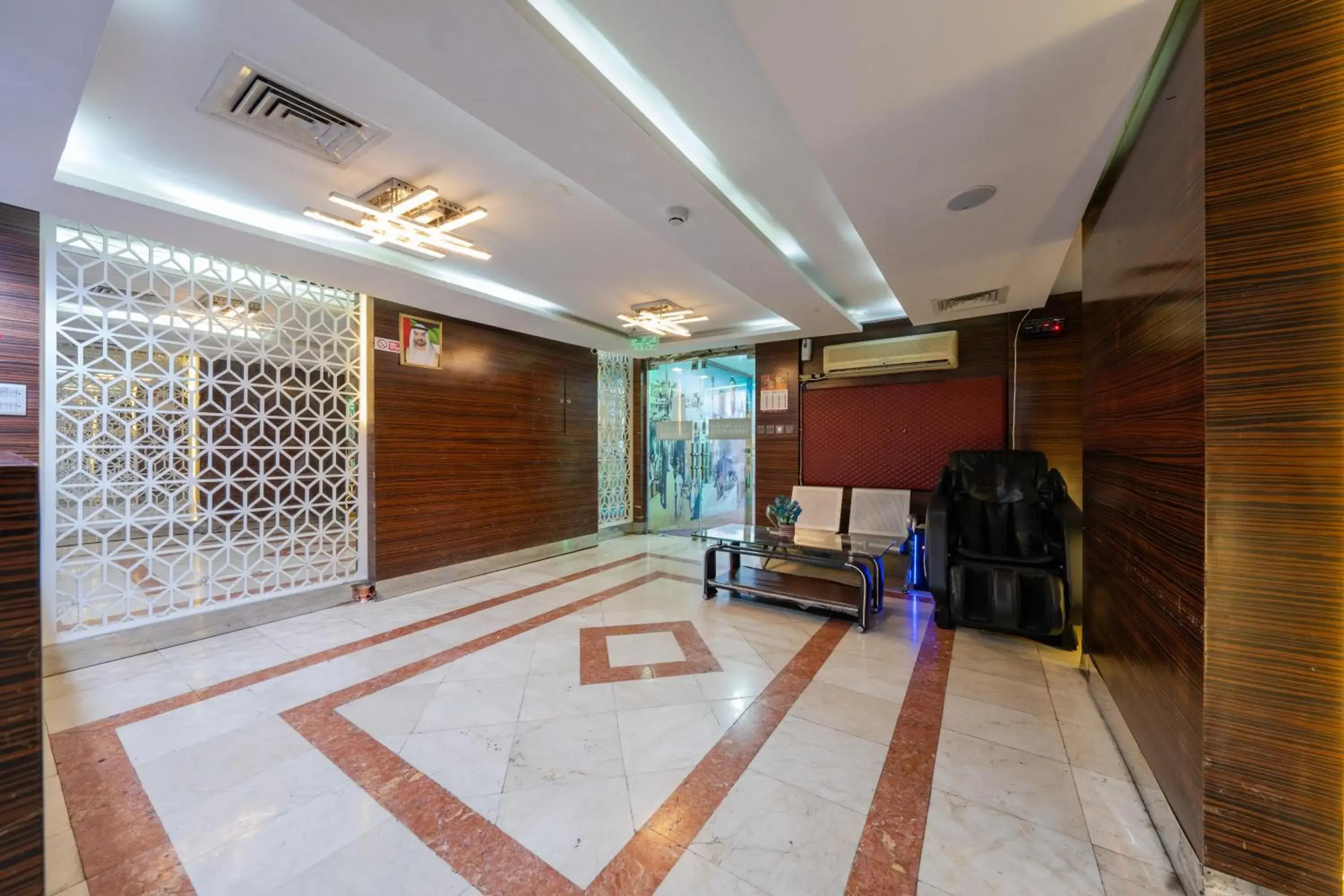 Lobby or reception in Tanha Hotel Lobby or reception in Tanha Hotel