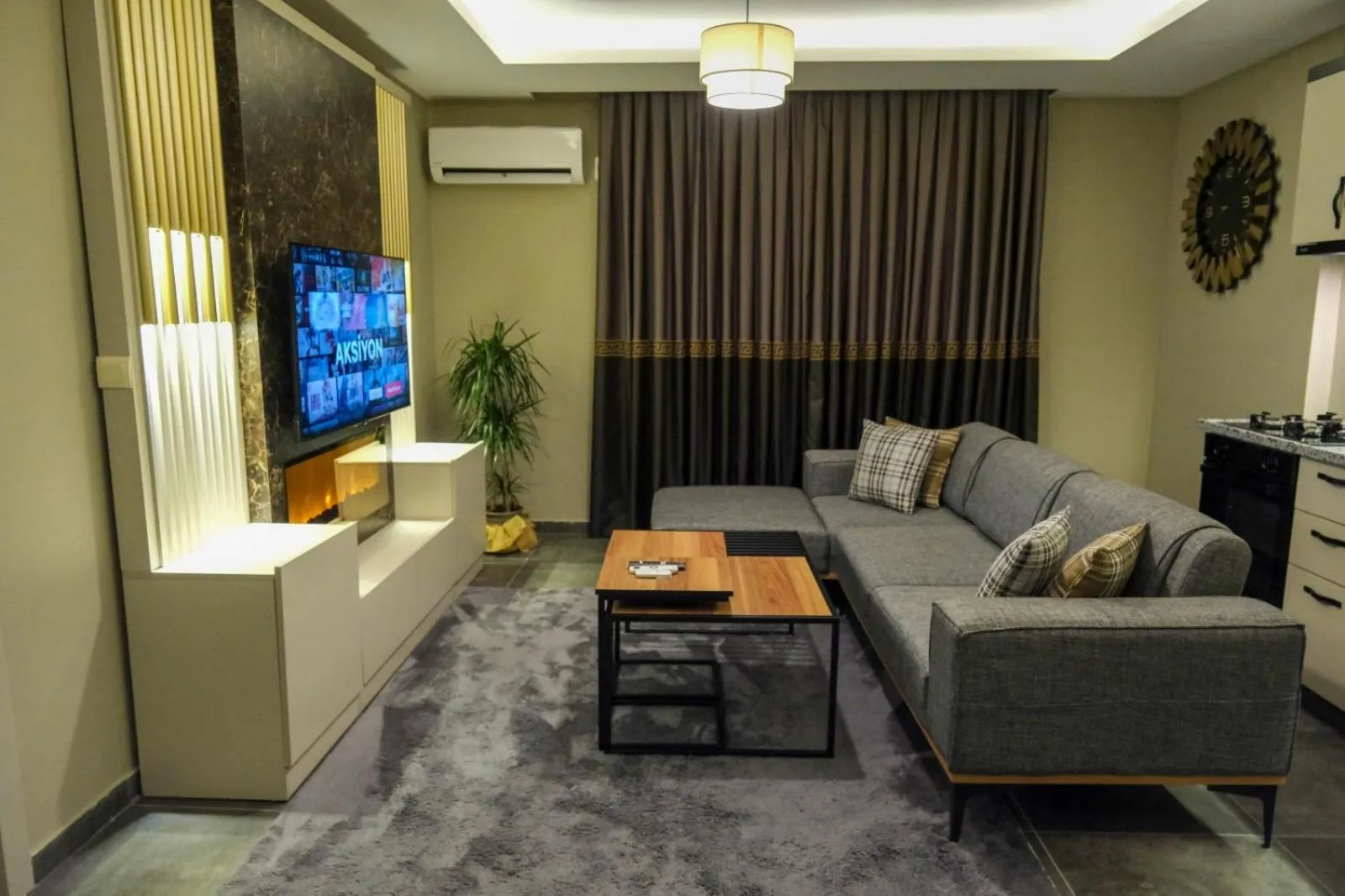 TV and multimedia in LİMONOTTO SUİT OTEL
