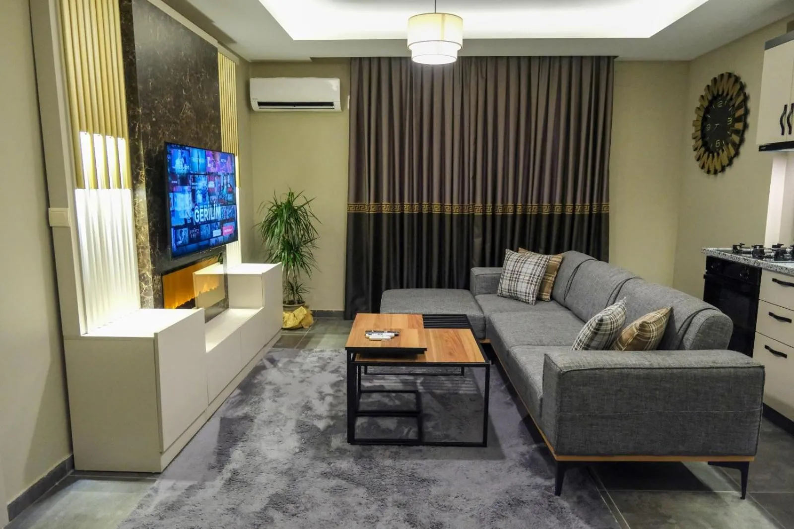 TV and multimedia in LİMONOTTO SUİT OTEL