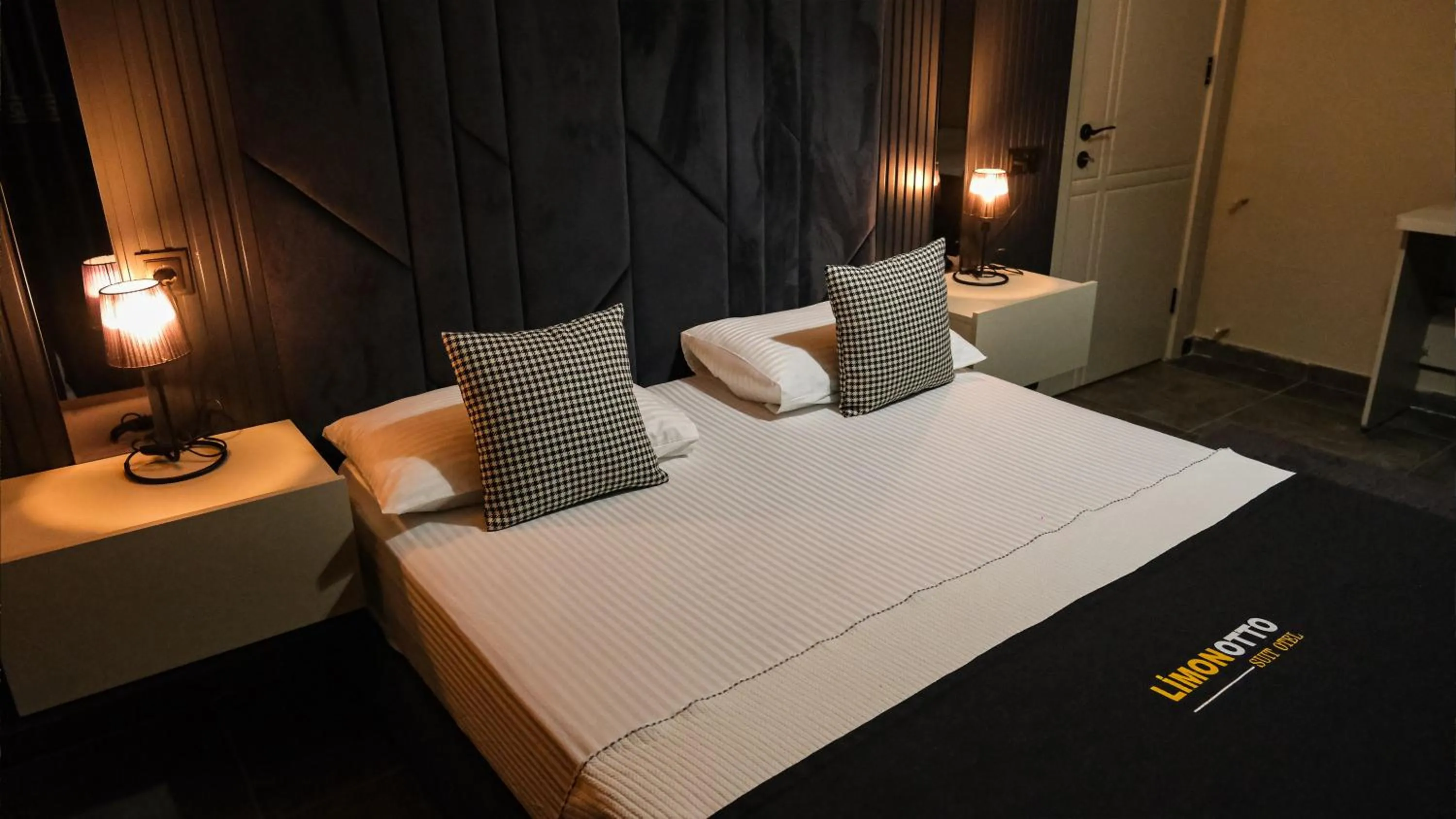 Bed in LİMONOTTO SUİT OTEL