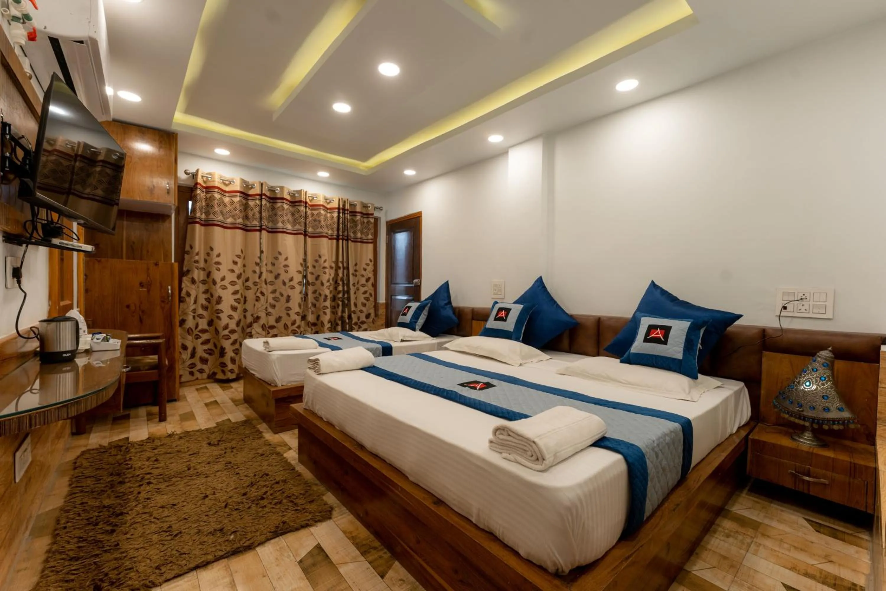 Hotel Akbar At Dal Lake Ghat Number 1