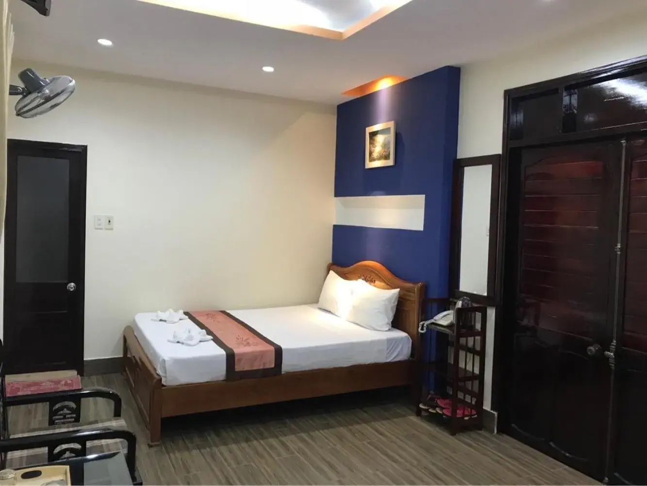 Bed in Sunny A Hotel Bed in Sunny A Hotel