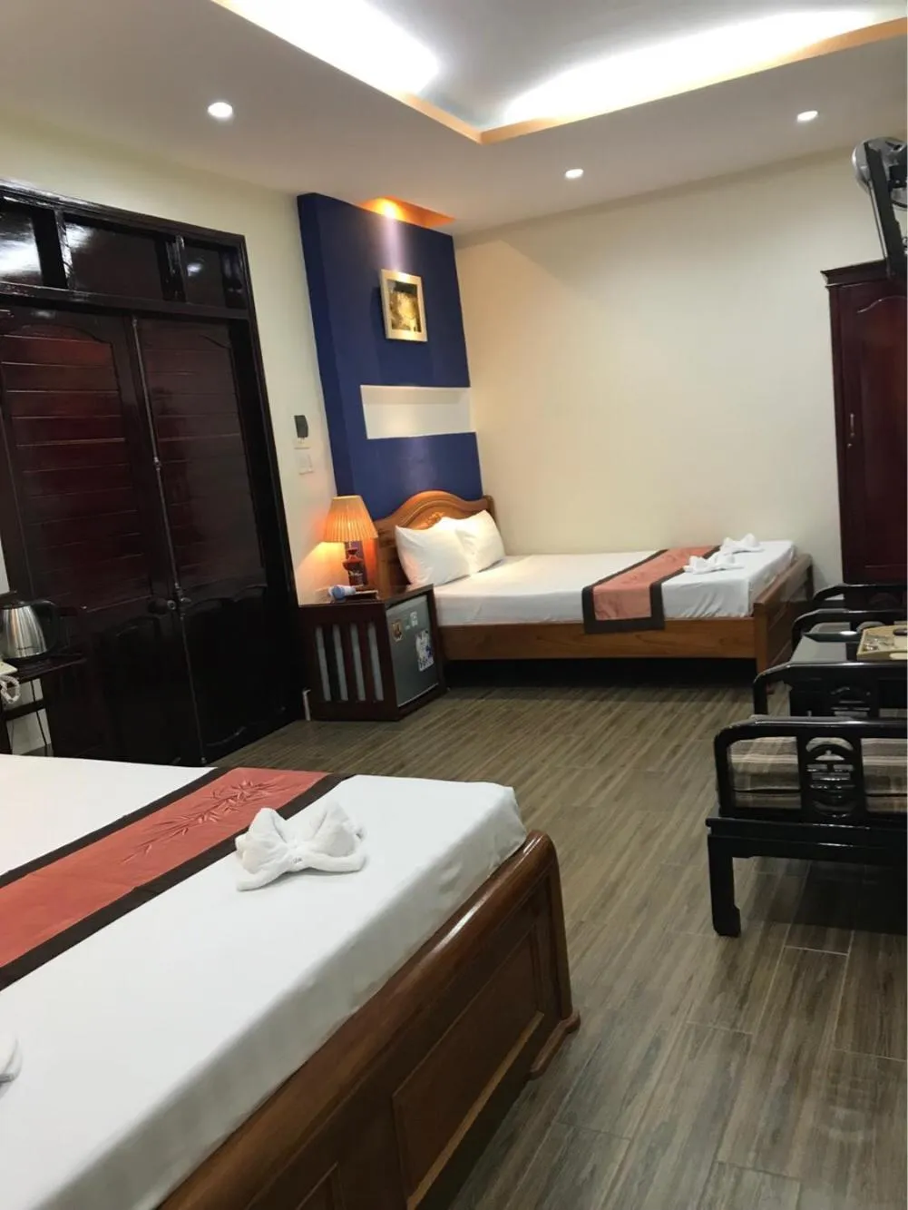 Bed in Sunny A Hotel