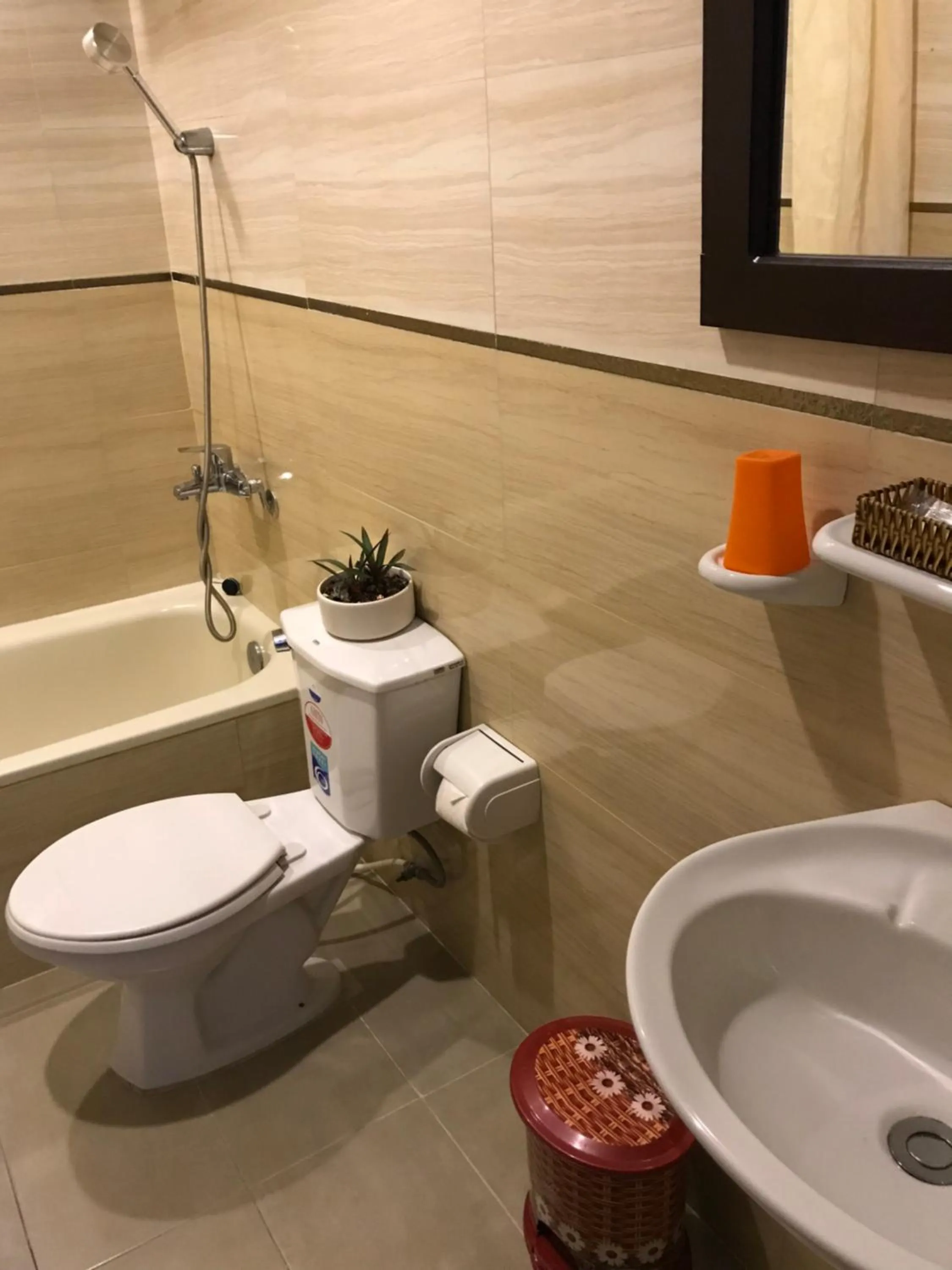 Toilet in Sunny A Hotel