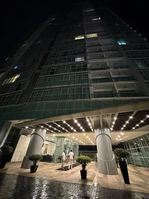 Property building in Colombo Emperor Residencies