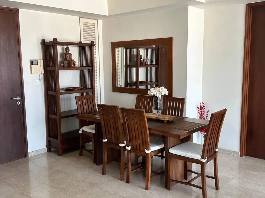 Dining area in Colombo Emperor Residencies