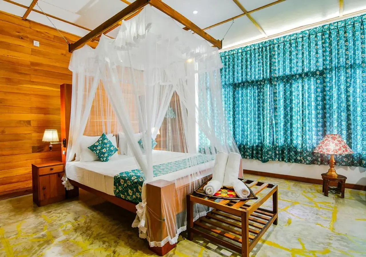 Suite with River View in Thotupola Residence Suite with River View in Thotupola Residence