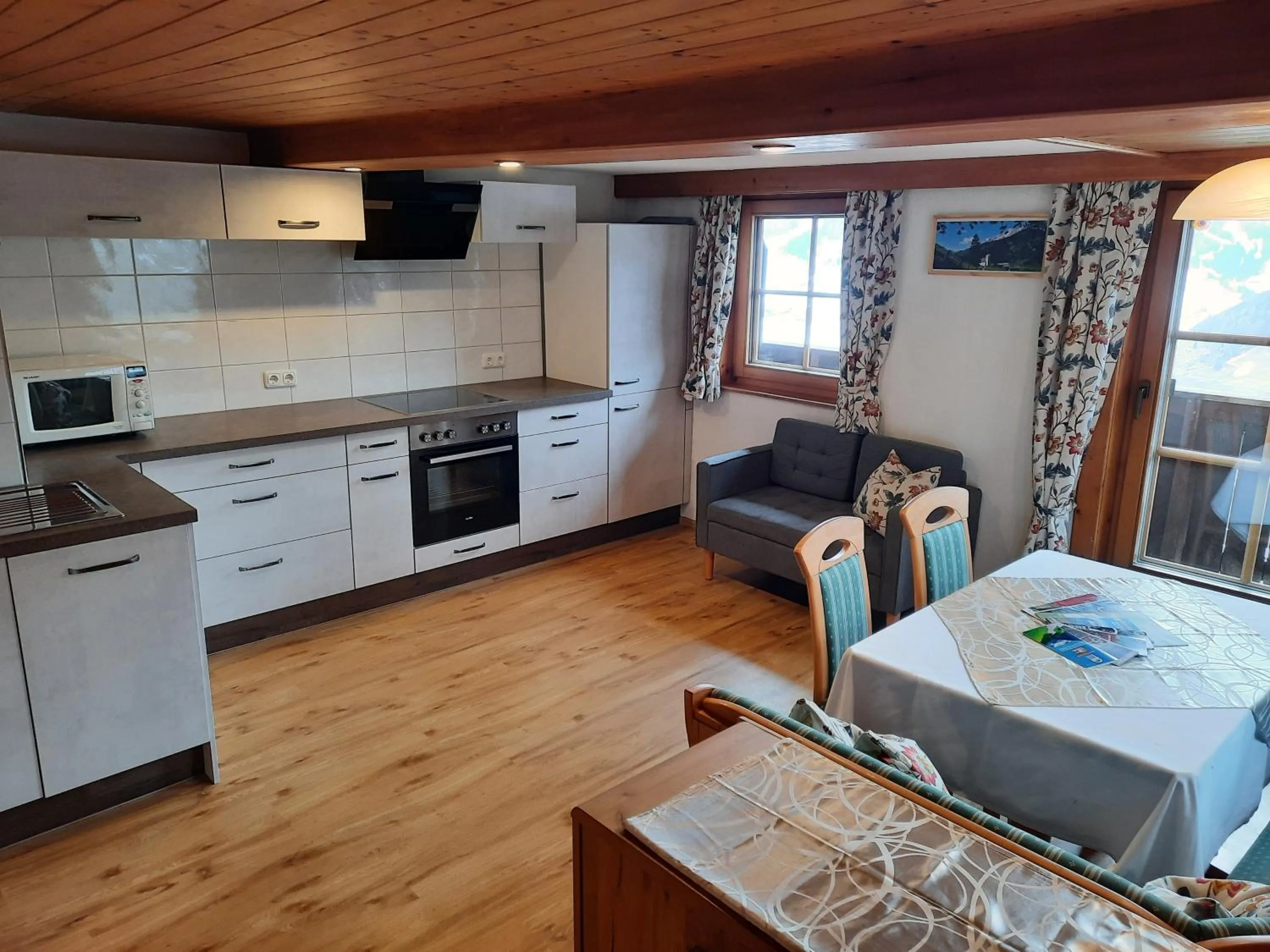 Apartment with child room in Wachtlerhof