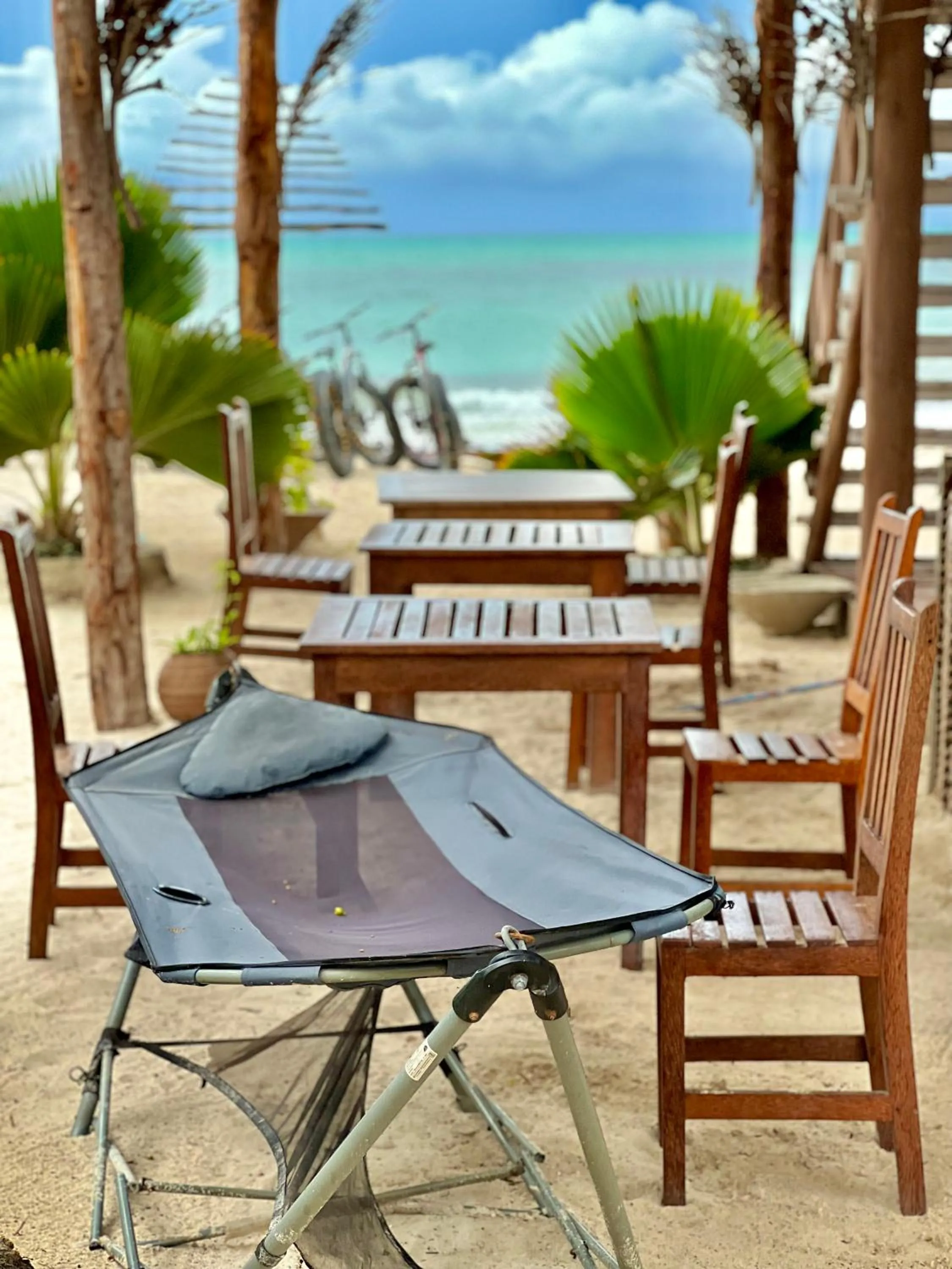 Restaurant/places to eat in Jambiani White Sands Bungalows