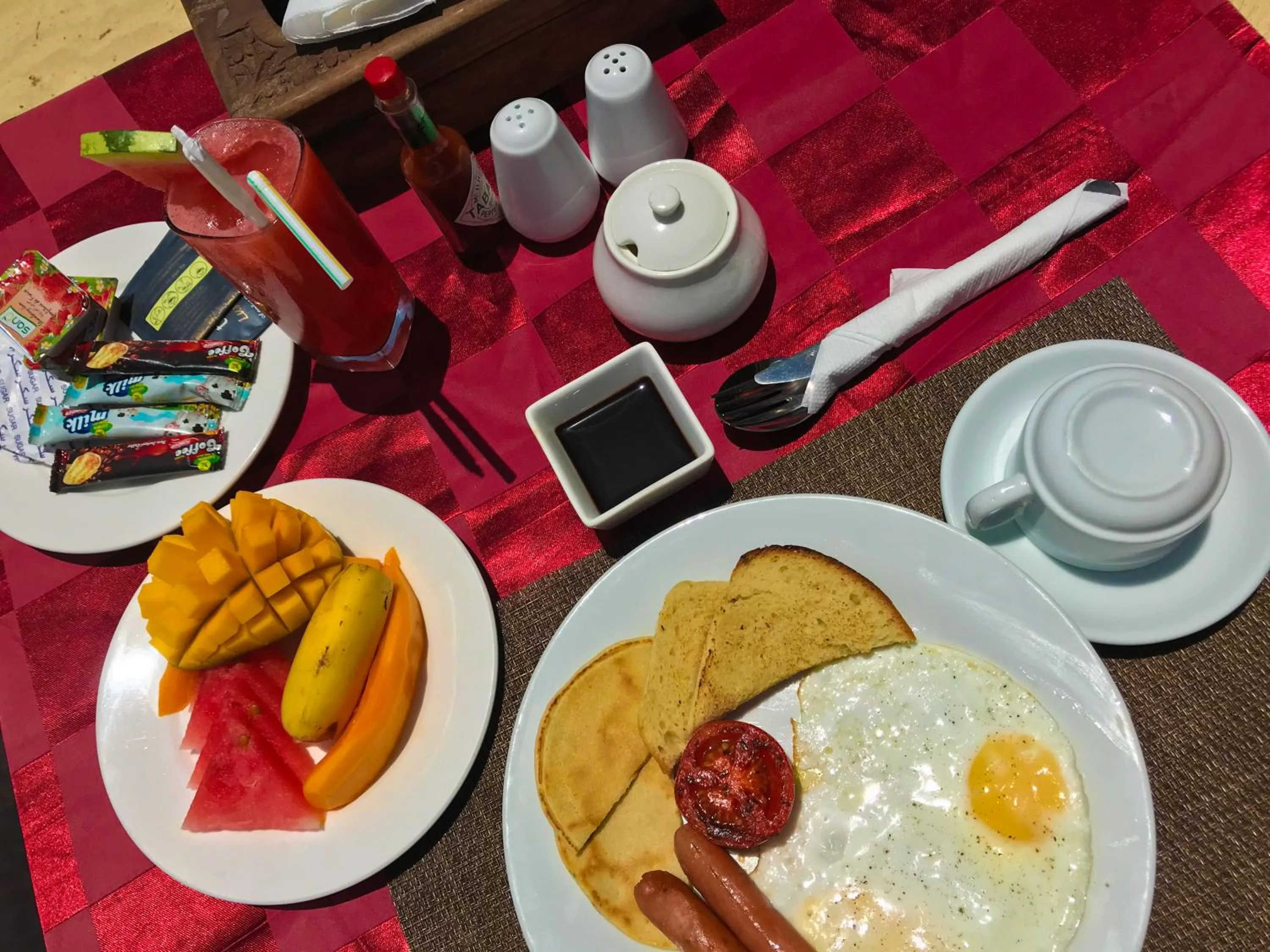 Breakfast in Jambiani White Sands Bungalows