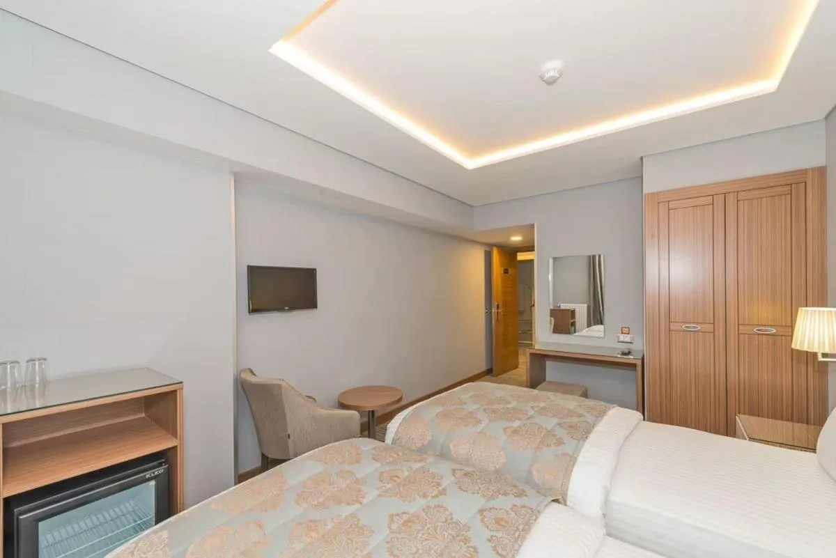 Bed in Floransa City Hotel