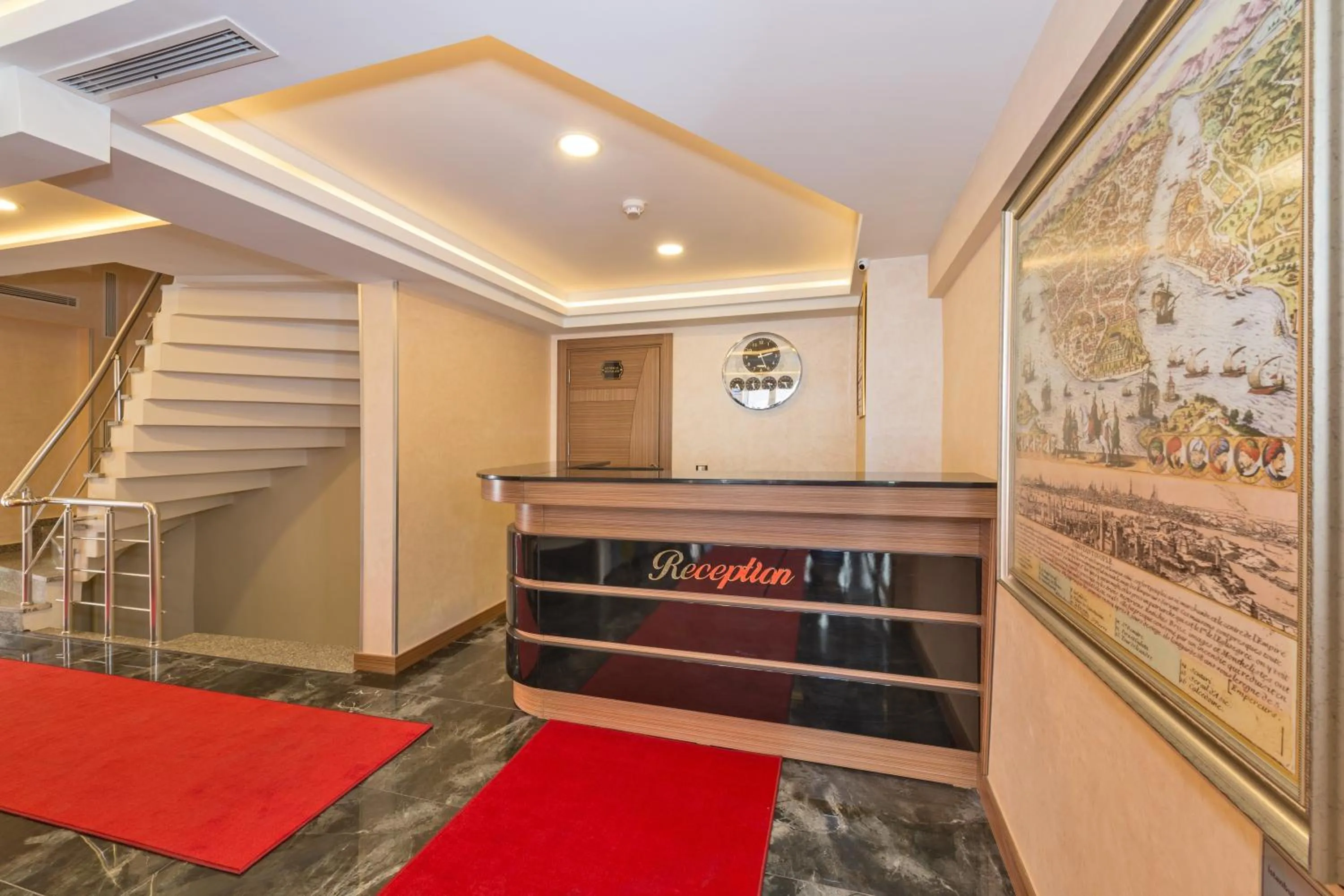 Lobby or reception in Floransa City Hotel