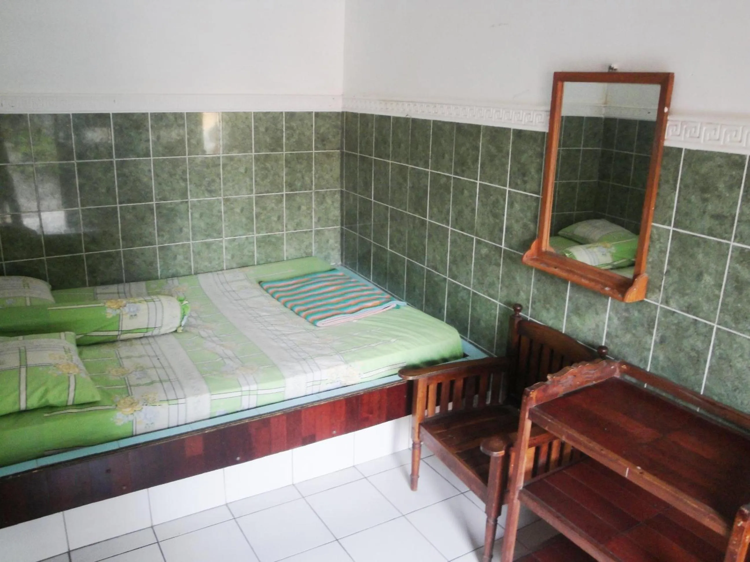 Bedroom, Bed in Hotel Arjuna Sari Bandungan