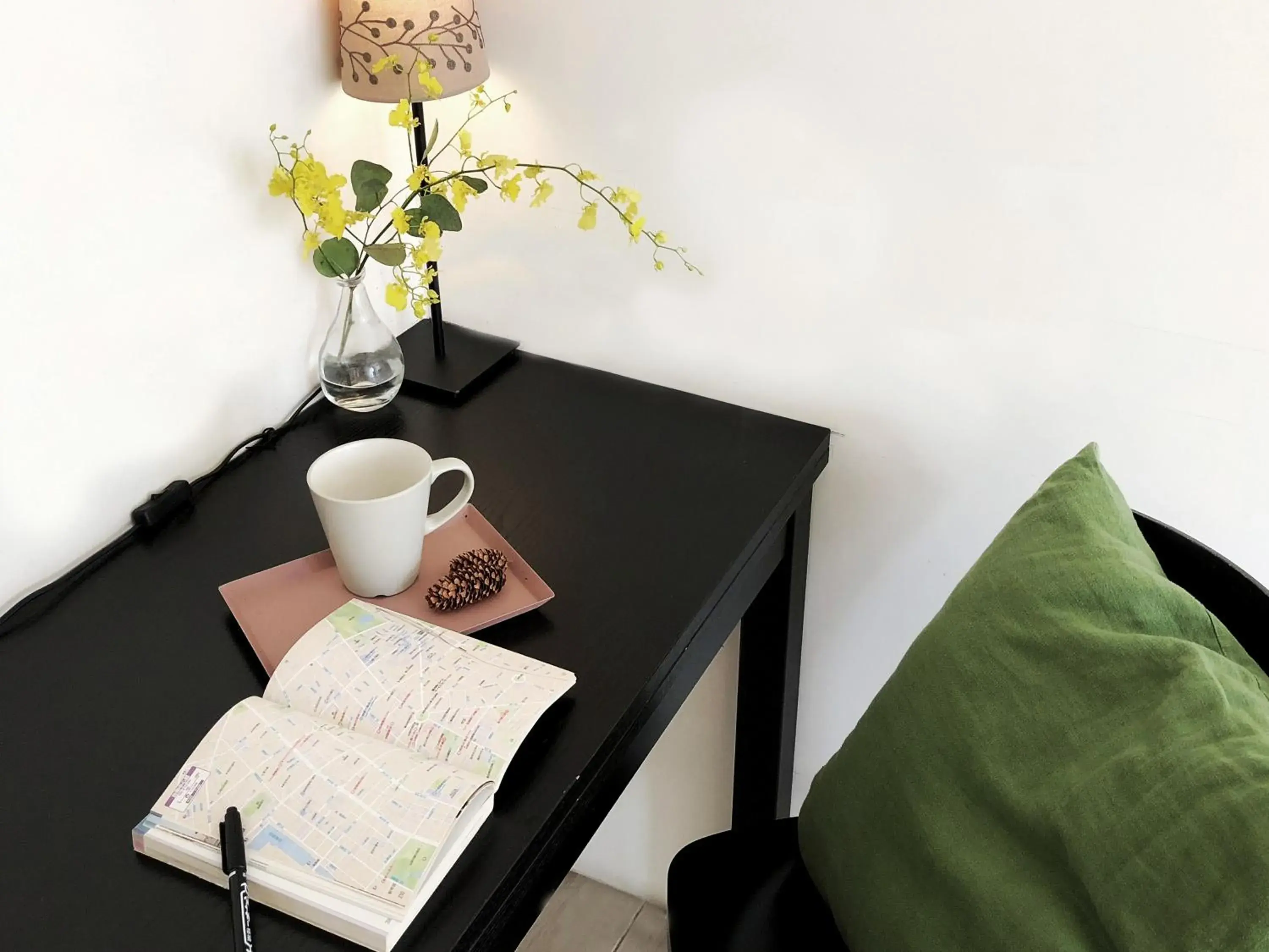 Single Room with Shared Shower and Toilet in Ahiruyah Guesthouse Single Room with Shared Shower and Toilet in Ahiruyah Guesthouse