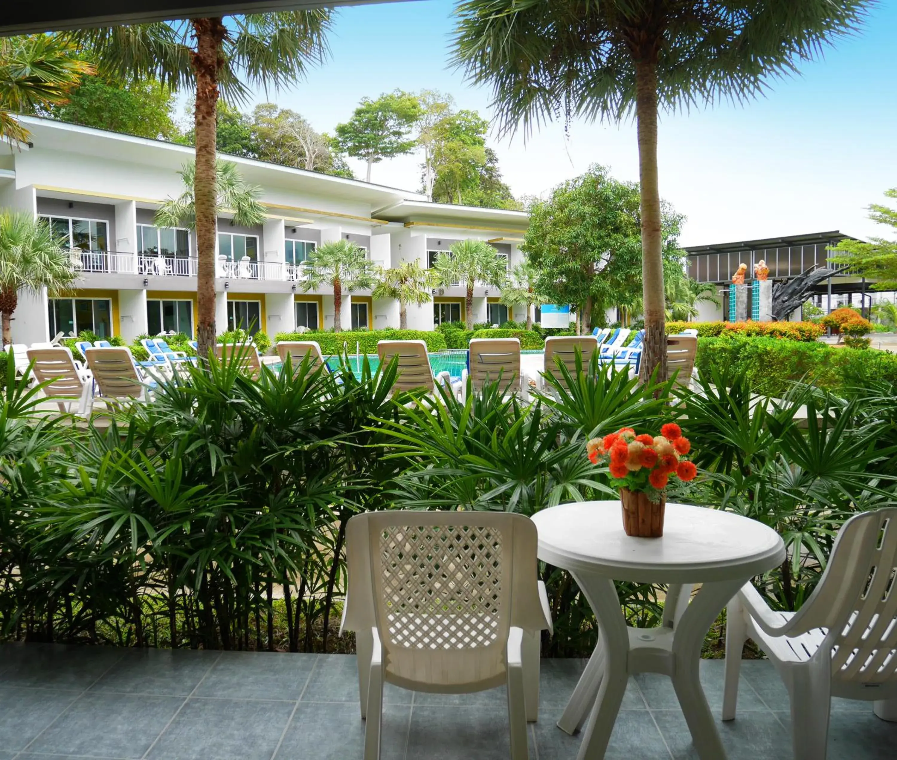 Patio in Gypsy Sea View Resort- Phi Phi Island Patio in Gypsy Sea View Resort- Phi Phi Island