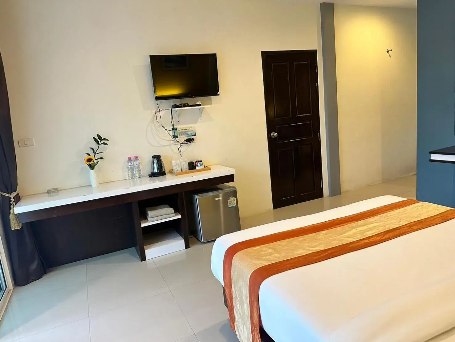 Bedroom, Bed in Gypsy Sea View Resort- Phi Phi Island Bedroom, Bed in Gypsy Sea View Resort- Phi Phi Island